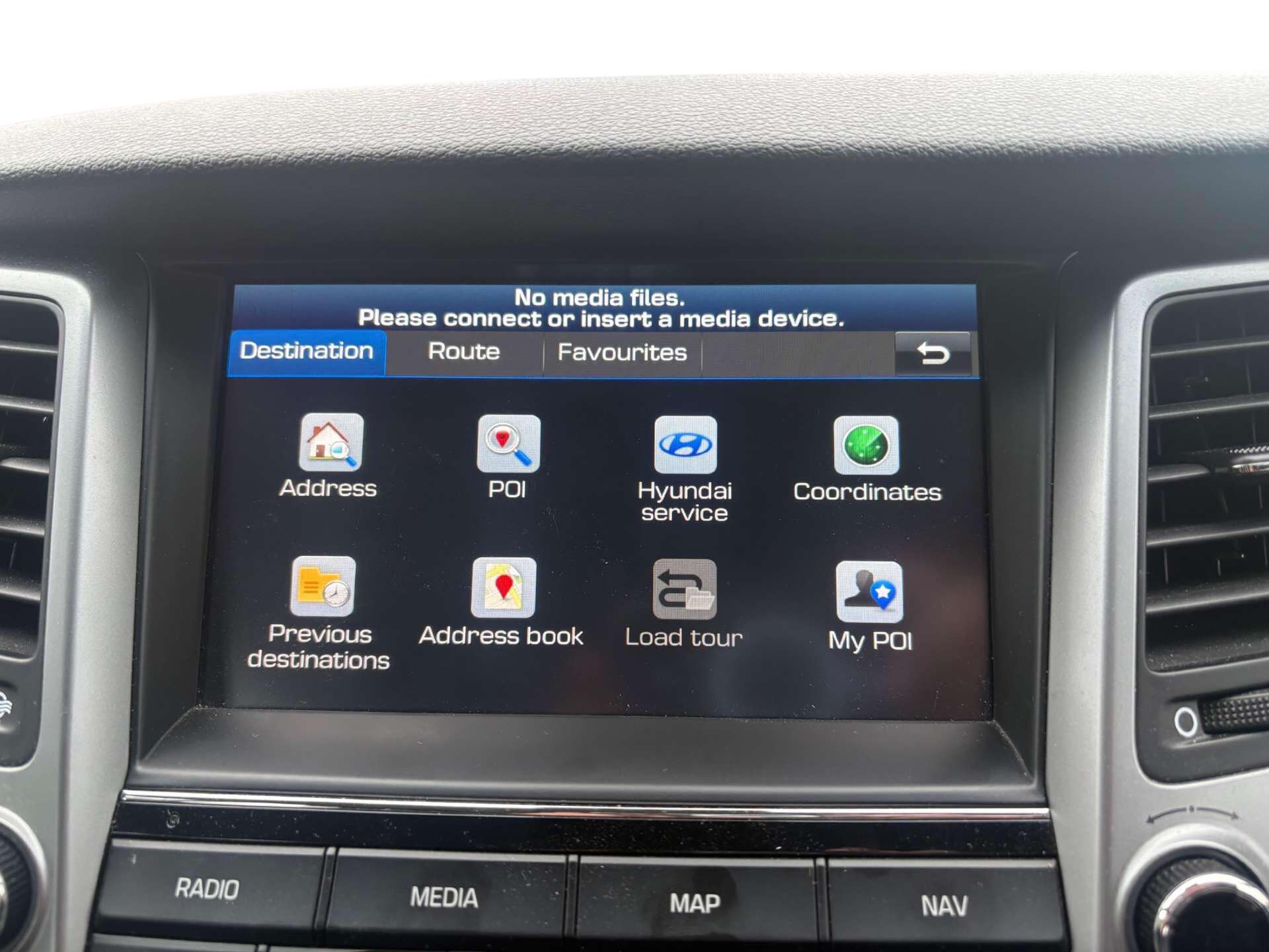 2016 Hyundai TUCSON 1.7 Tucson SE Nav Blue Drive 2WD CRDi Semi-Auto 5dr - vehicle photo 17 for sale on PureCar