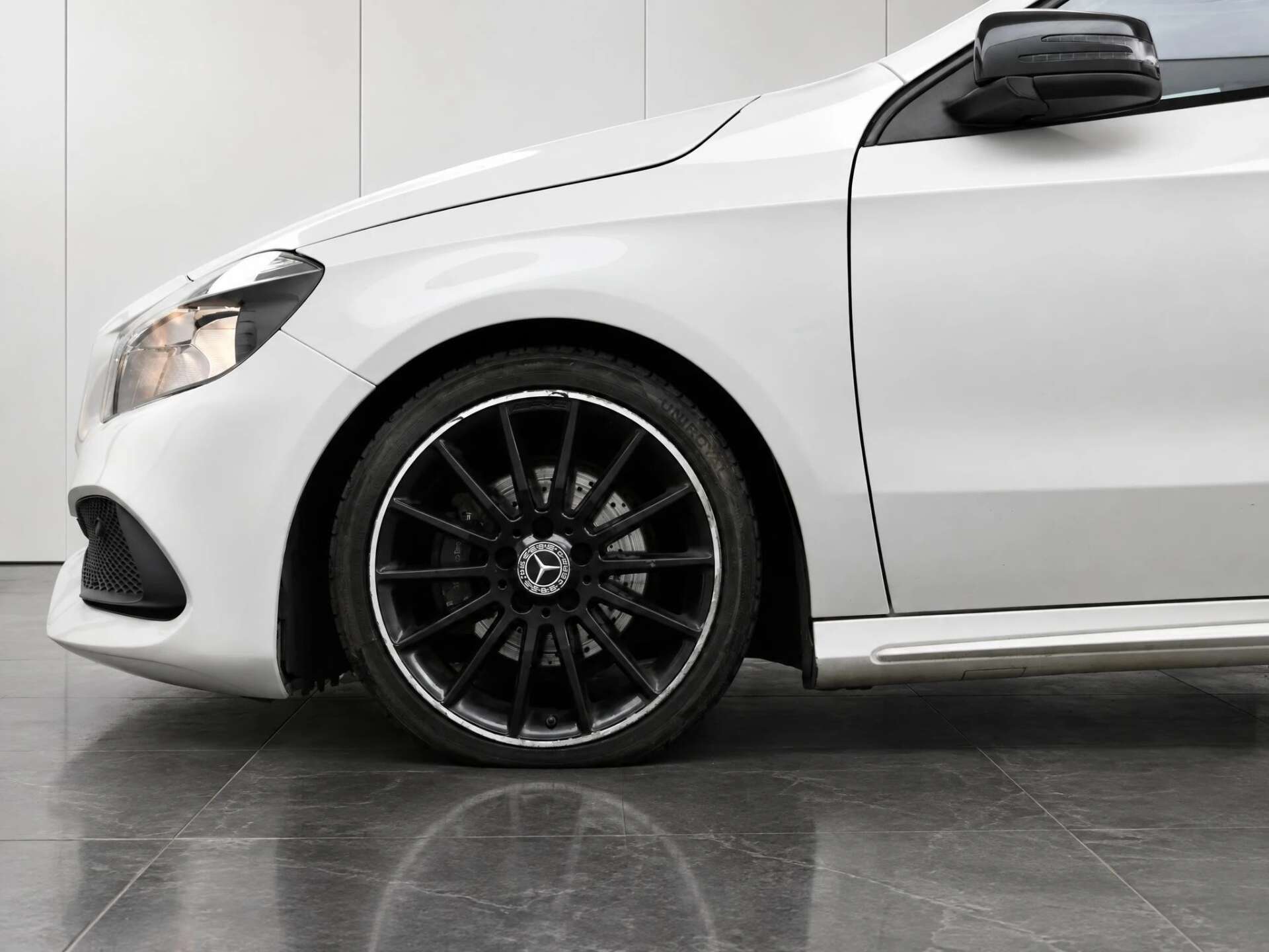 2017 MERCEDES A-CLASS 1.5 A 180 D AMG Line Auto 5dr - vehicle photo 5 for sale on PureCar