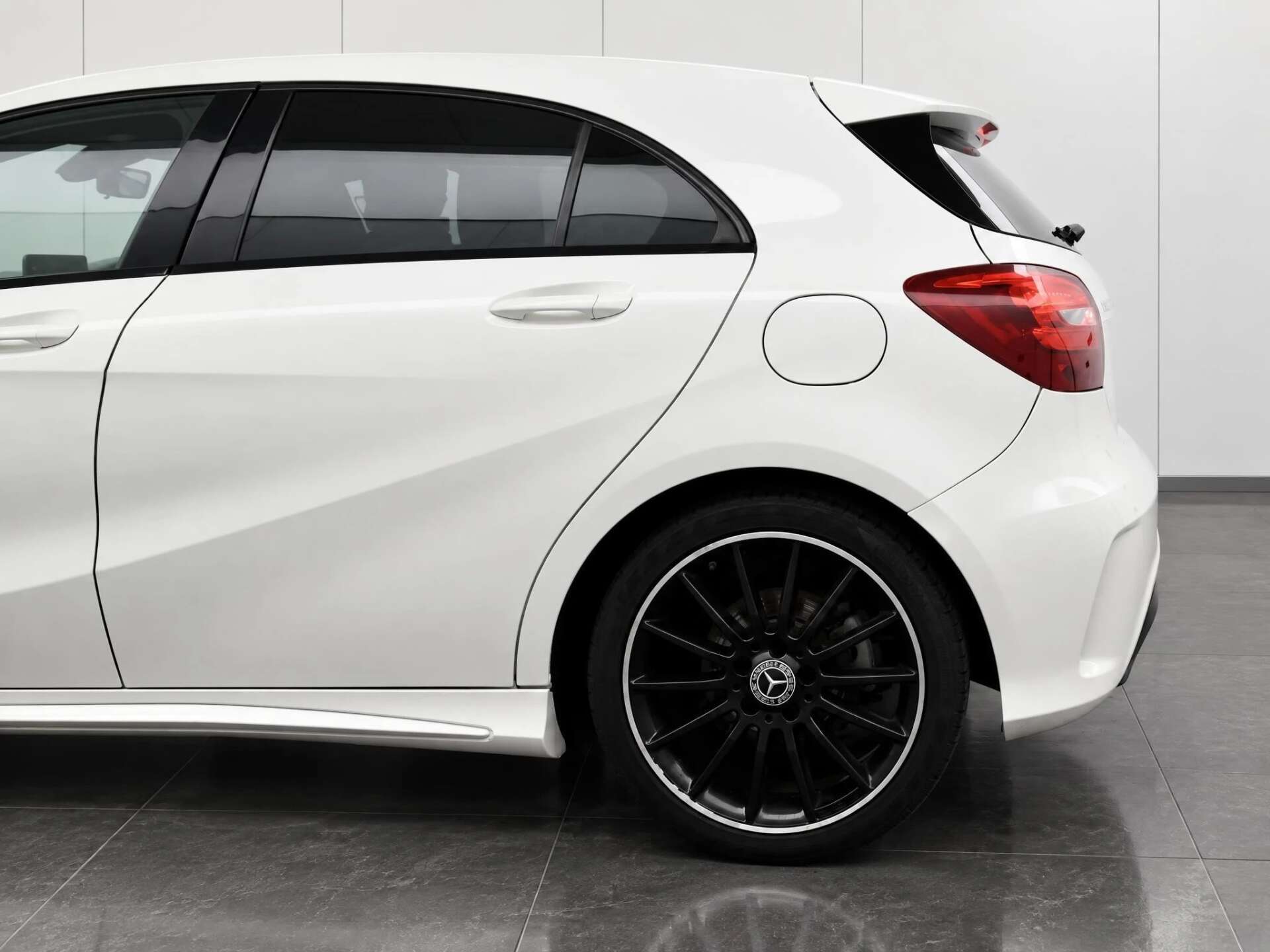 2017 MERCEDES A-CLASS 1.5 A 180 D AMG Line Auto 5dr - vehicle photo 7 for sale on PureCar