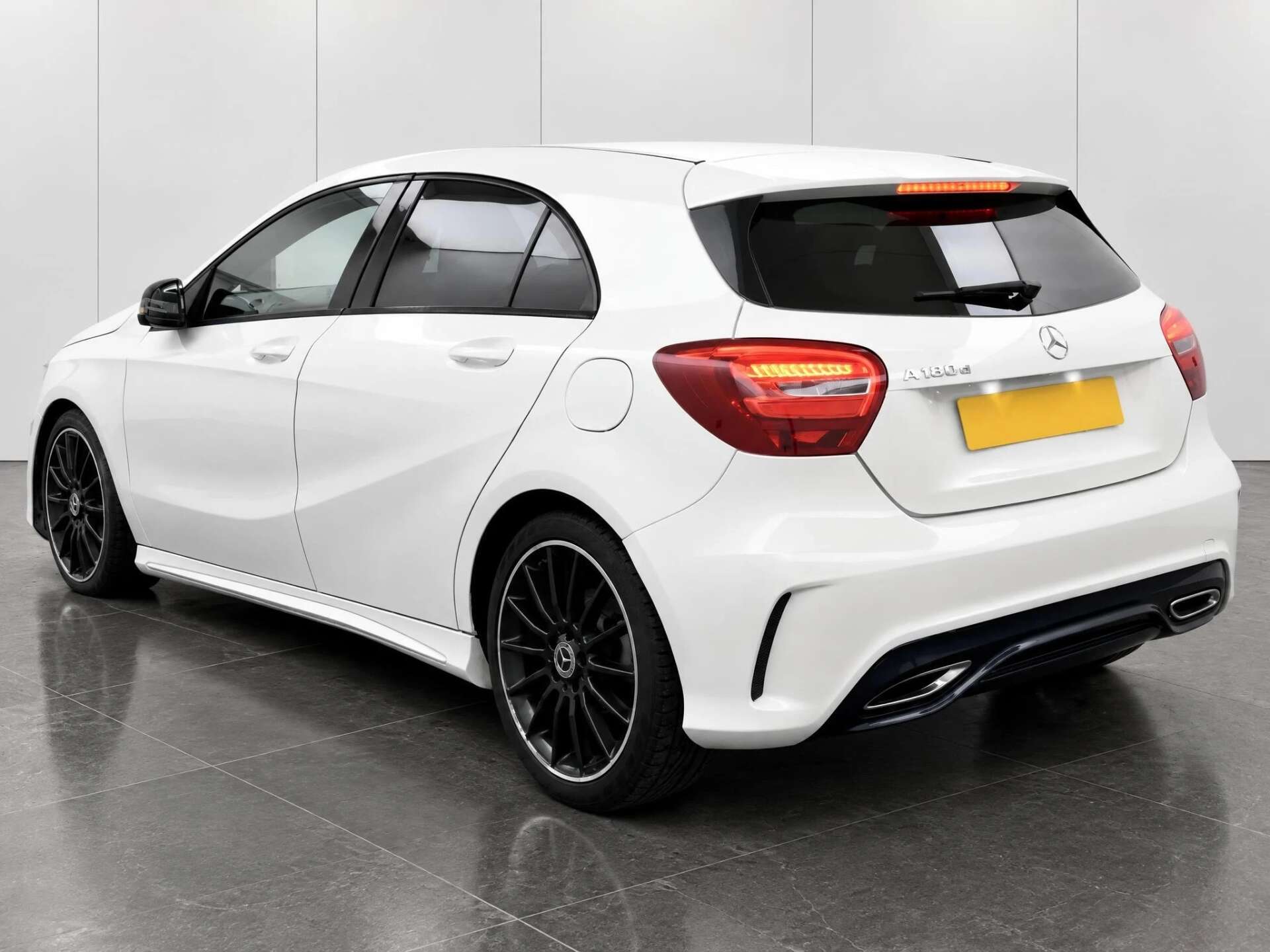 2017 MERCEDES A-CLASS 1.5 A 180 D AMG Line Auto 5dr - vehicle photo 9 for sale on PureCar