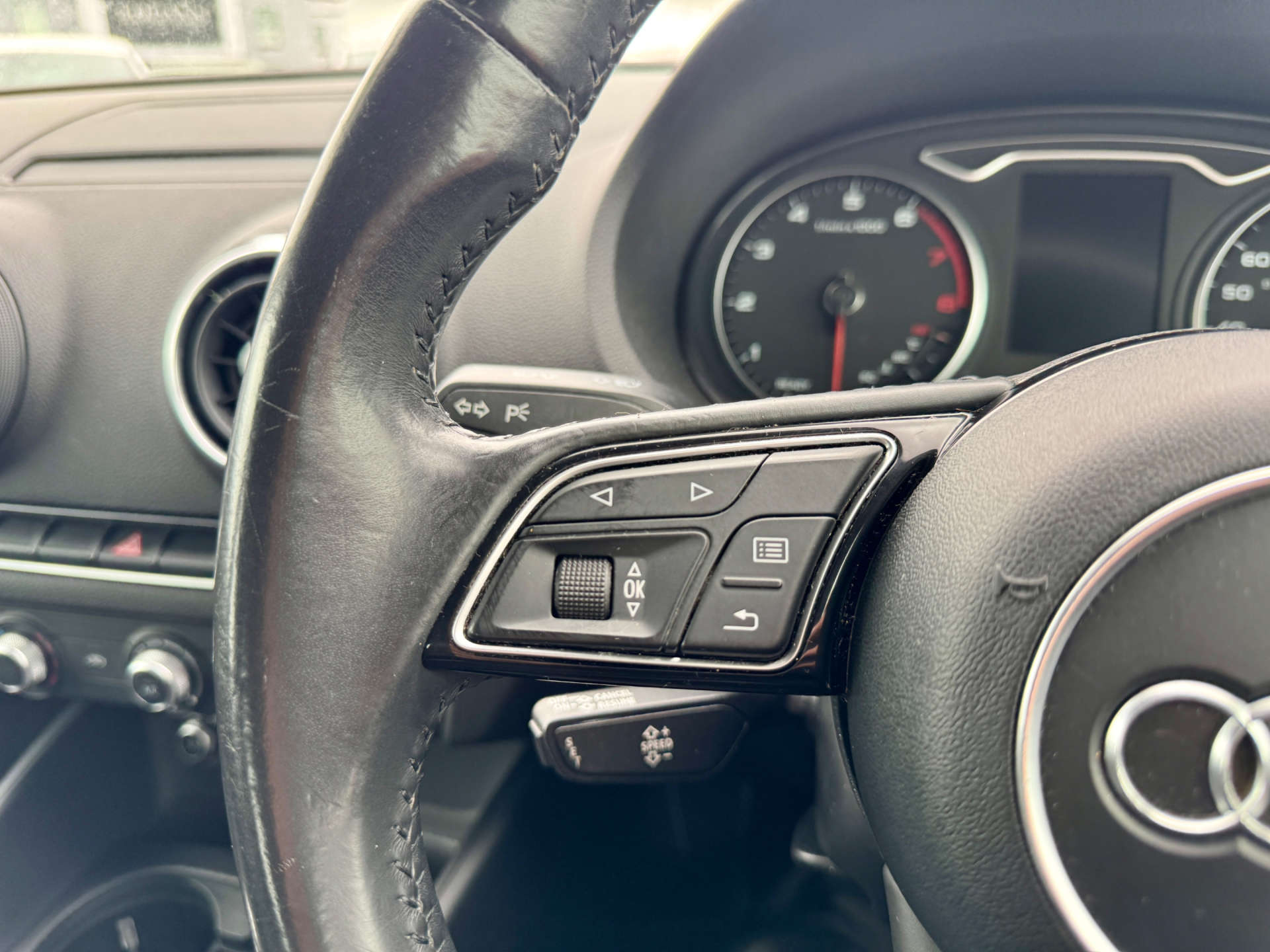 2016 Audi A3 1.0 A3 Sportback TFSI Sport 5dr - vehicle photo 27 for sale on PureCar