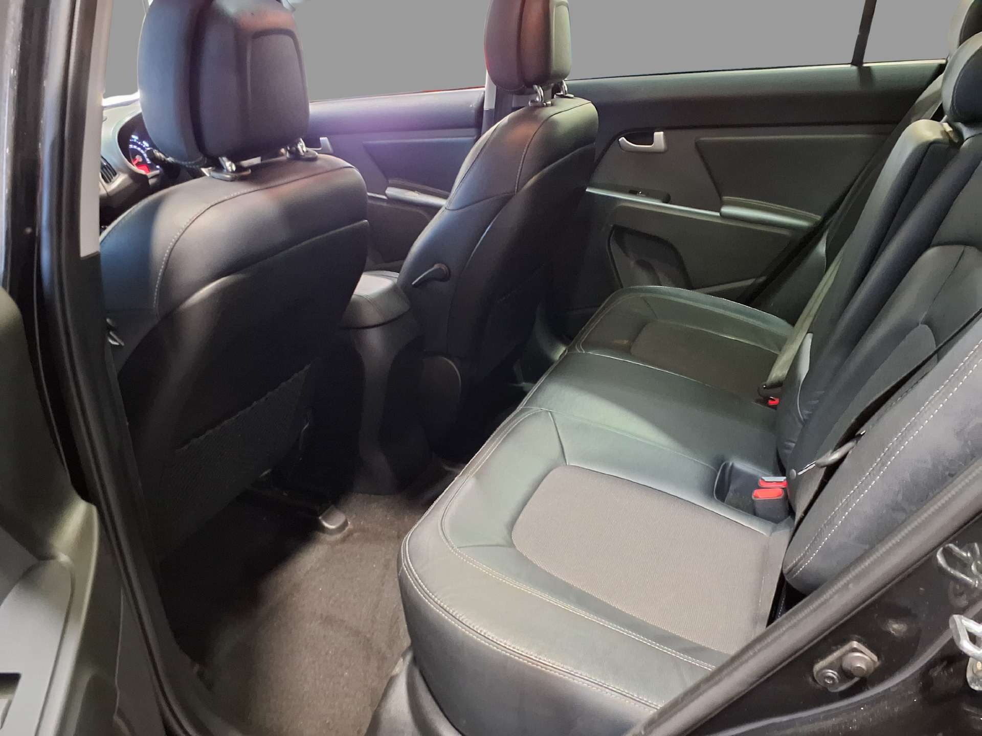 2015 KIA SPORTAGE 1.7 Sportage 2 ISG CRDi 5dr - vehicle photo 24 for sale on PureCar
