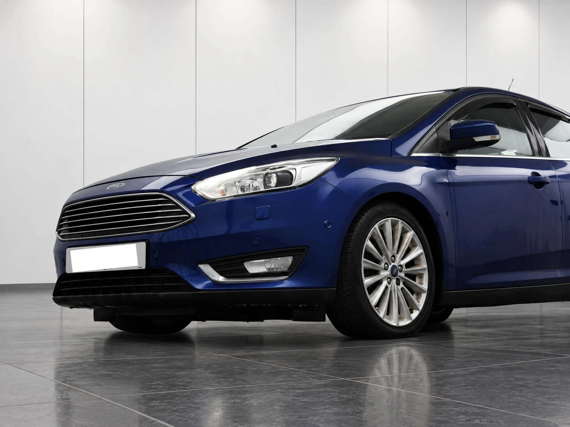 2015 Ford FOCUS 1.5 Focus Titanium X TDCI 5dr - vehicle photo 2 for sale on PureCar