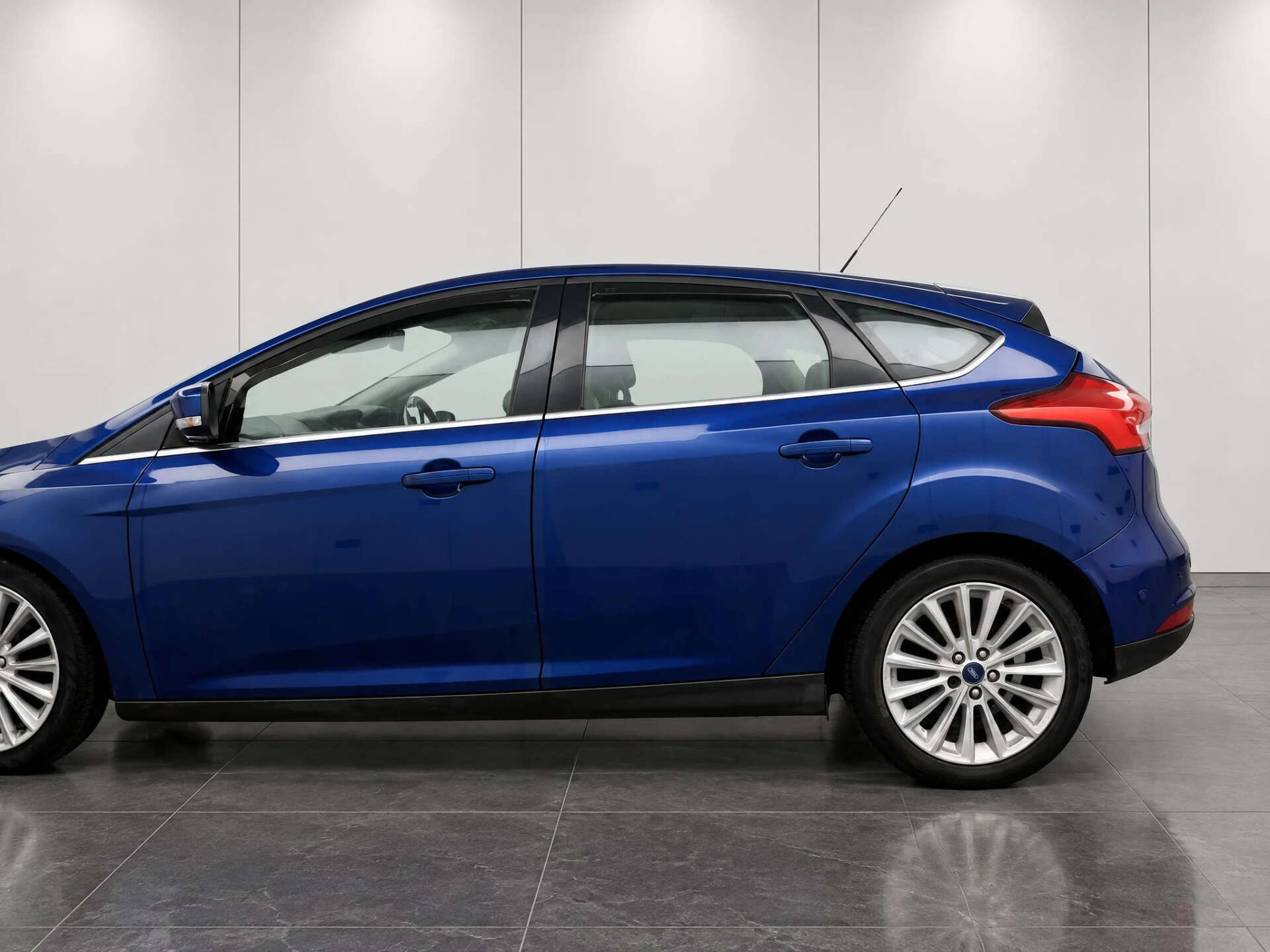 2015 Ford FOCUS 1.5 Focus Titanium X TDCI 5dr - vehicle photo 5 for sale on PureCar