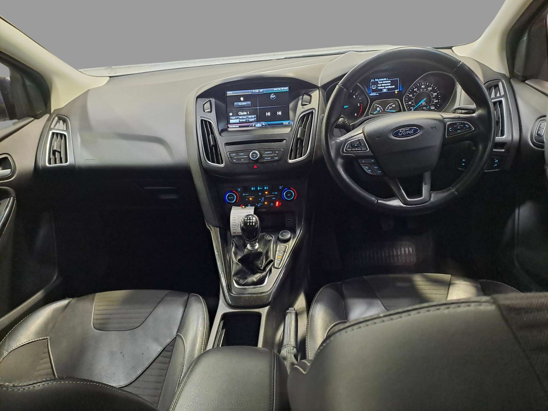 2015 Ford FOCUS 1.5 Focus Titanium X TDCI 5dr - vehicle photo 20 for sale on PureCar