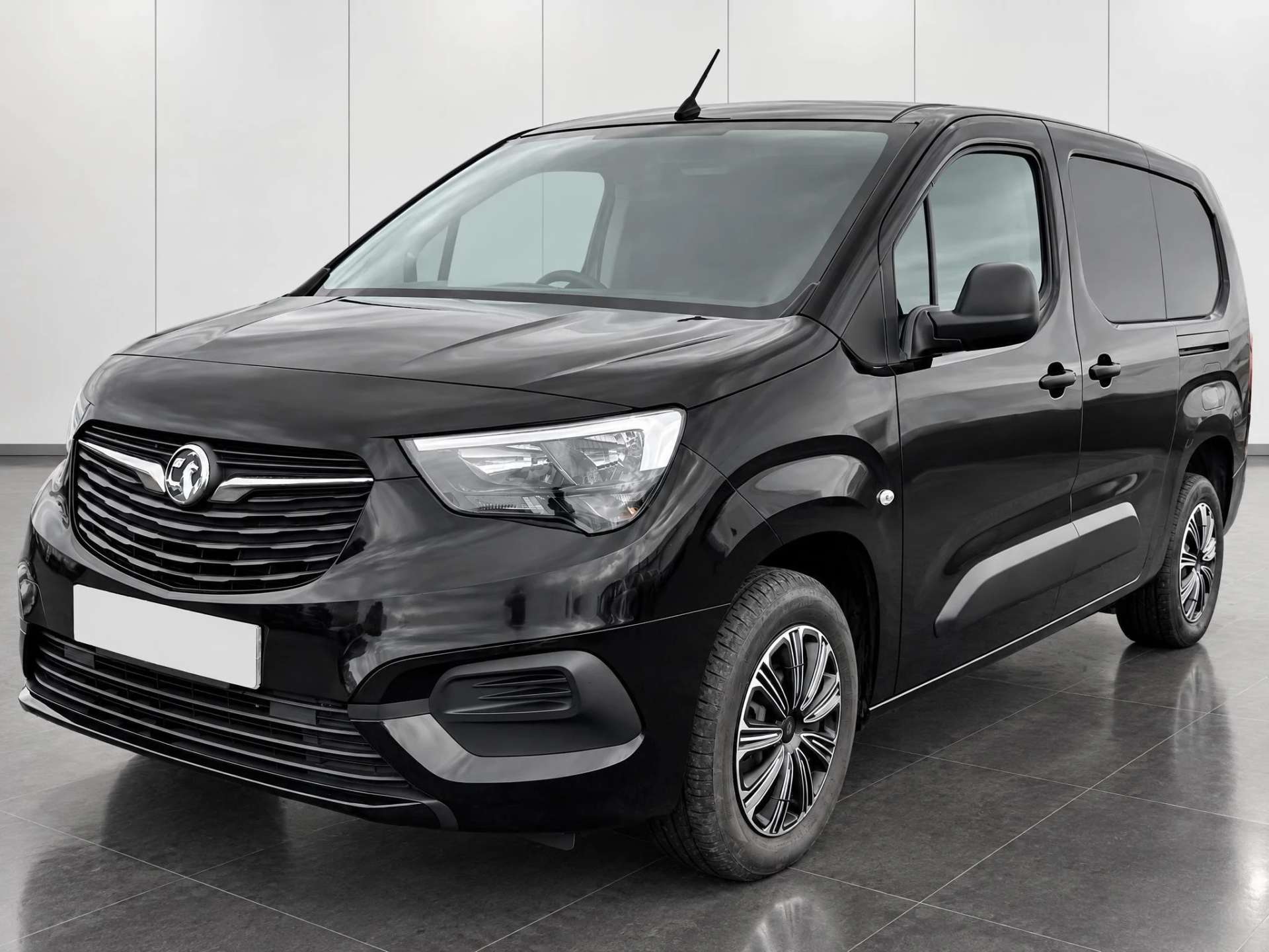2021 Vauxhall COMBO 1.5 Combo 2300 Sportive TD S/S - vehicle photo 2 for sale on PureCar