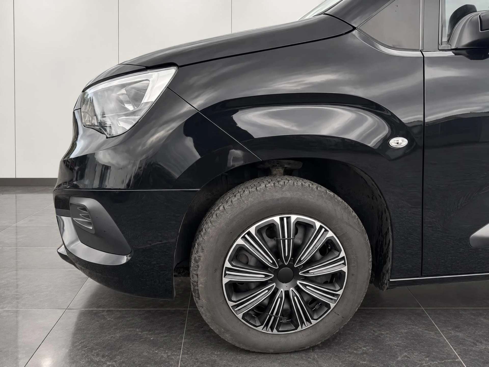 2021 Vauxhall COMBO 1.5 Combo 2300 Sportive TD S/S - vehicle photo 4 for sale on PureCar