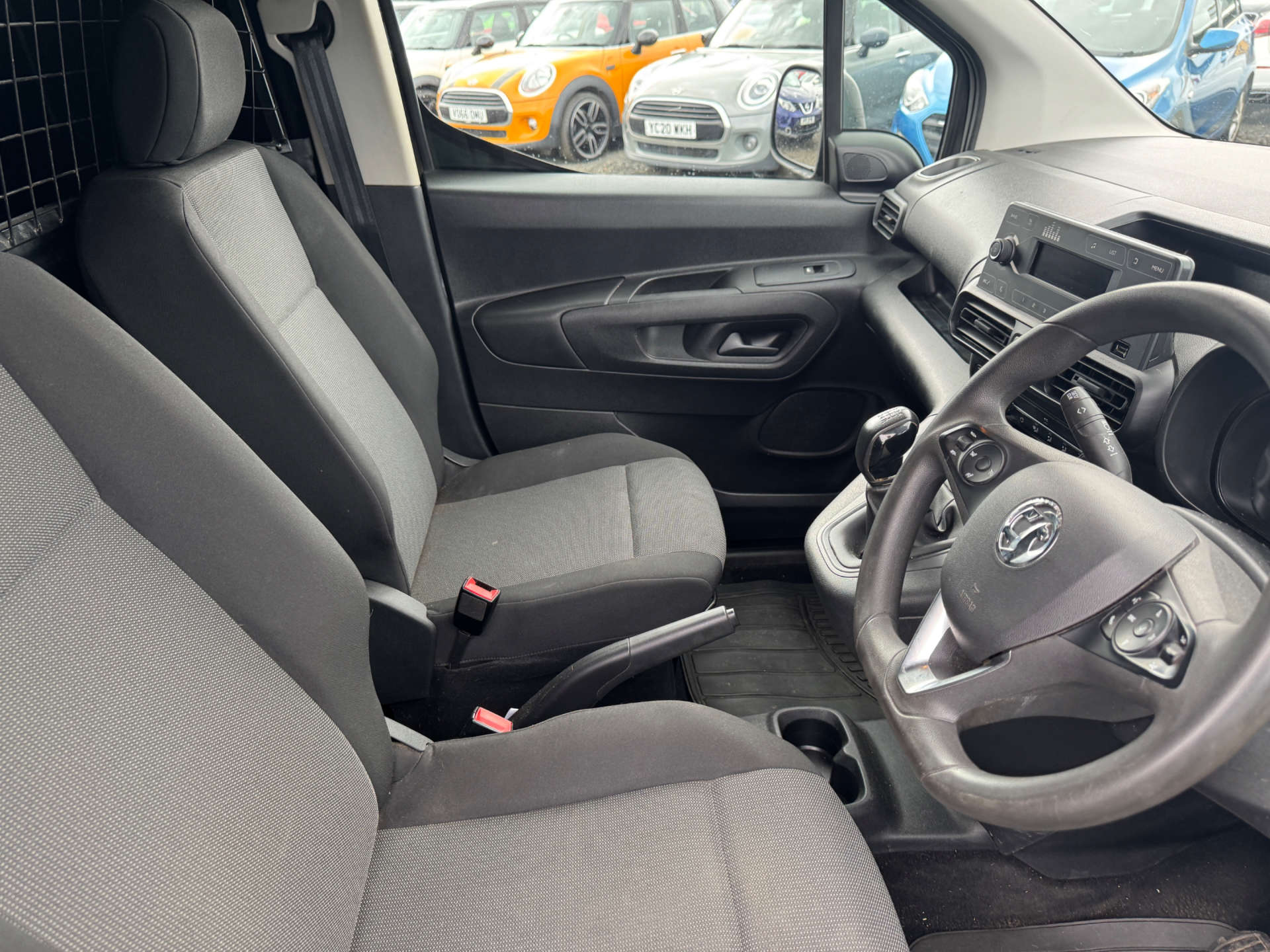 2021 Vauxhall COMBO 1.5 Combo 2300 Sportive TD S/S - vehicle photo 20 for sale on PureCar