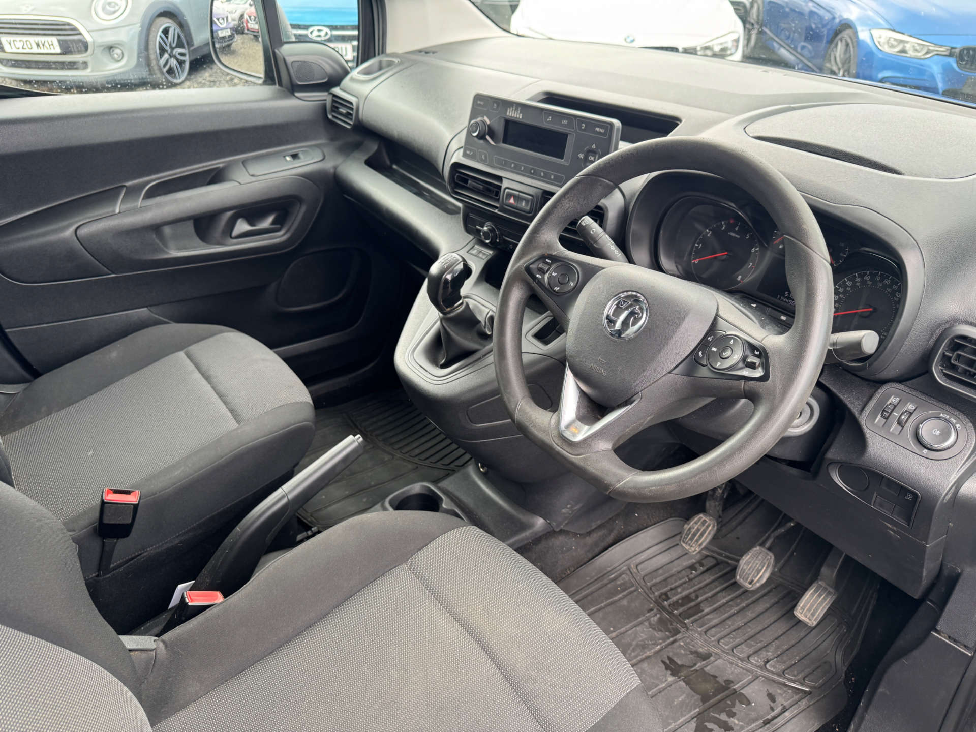 2021 Vauxhall COMBO 1.5 Combo 2300 Sportive TD S/S - vehicle photo 21 for sale on PureCar