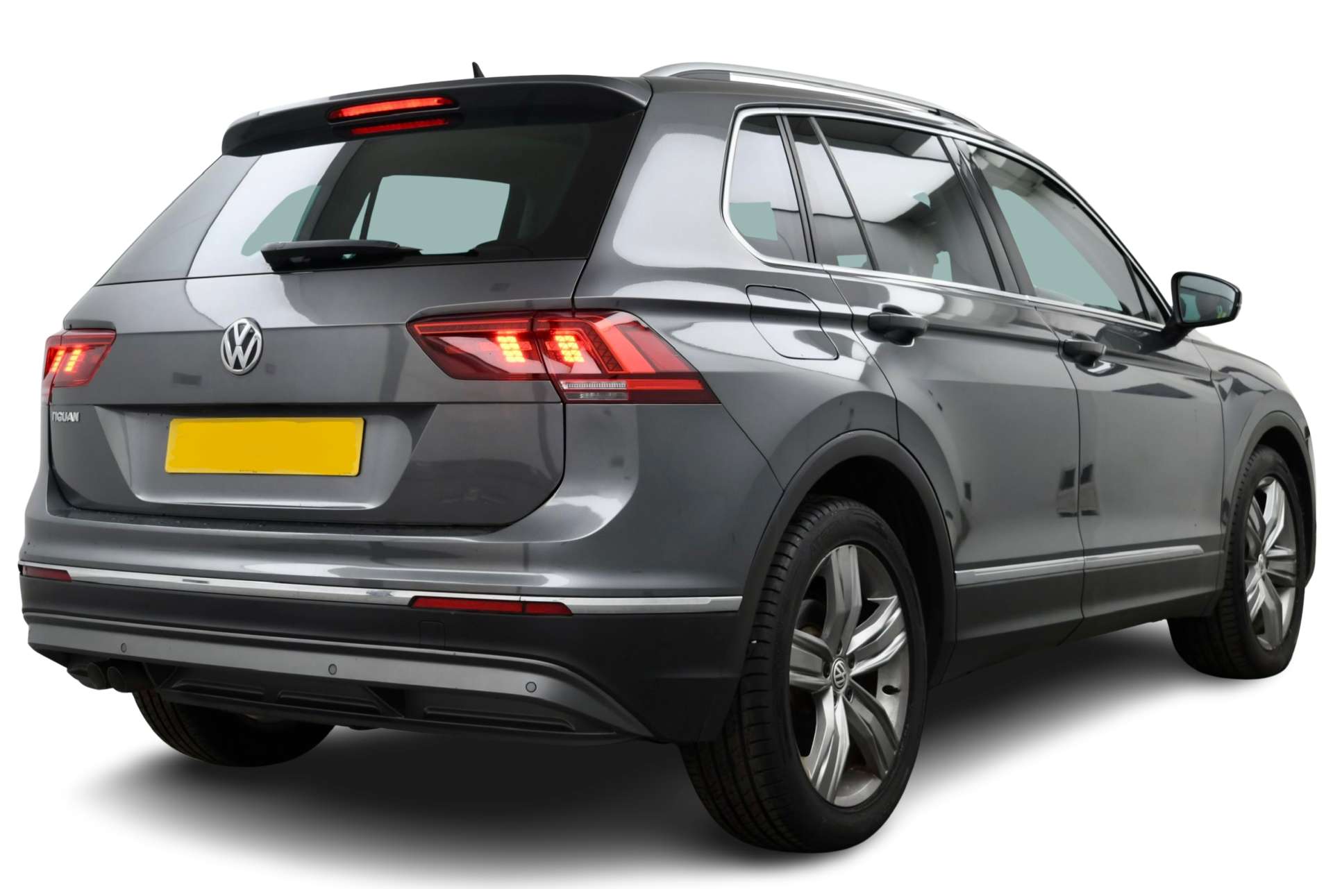 2018 Volkswagen TIGUAN 2.0 Tiguan SEL TDI 5dr - vehicle photo 18 for sale on PureCar