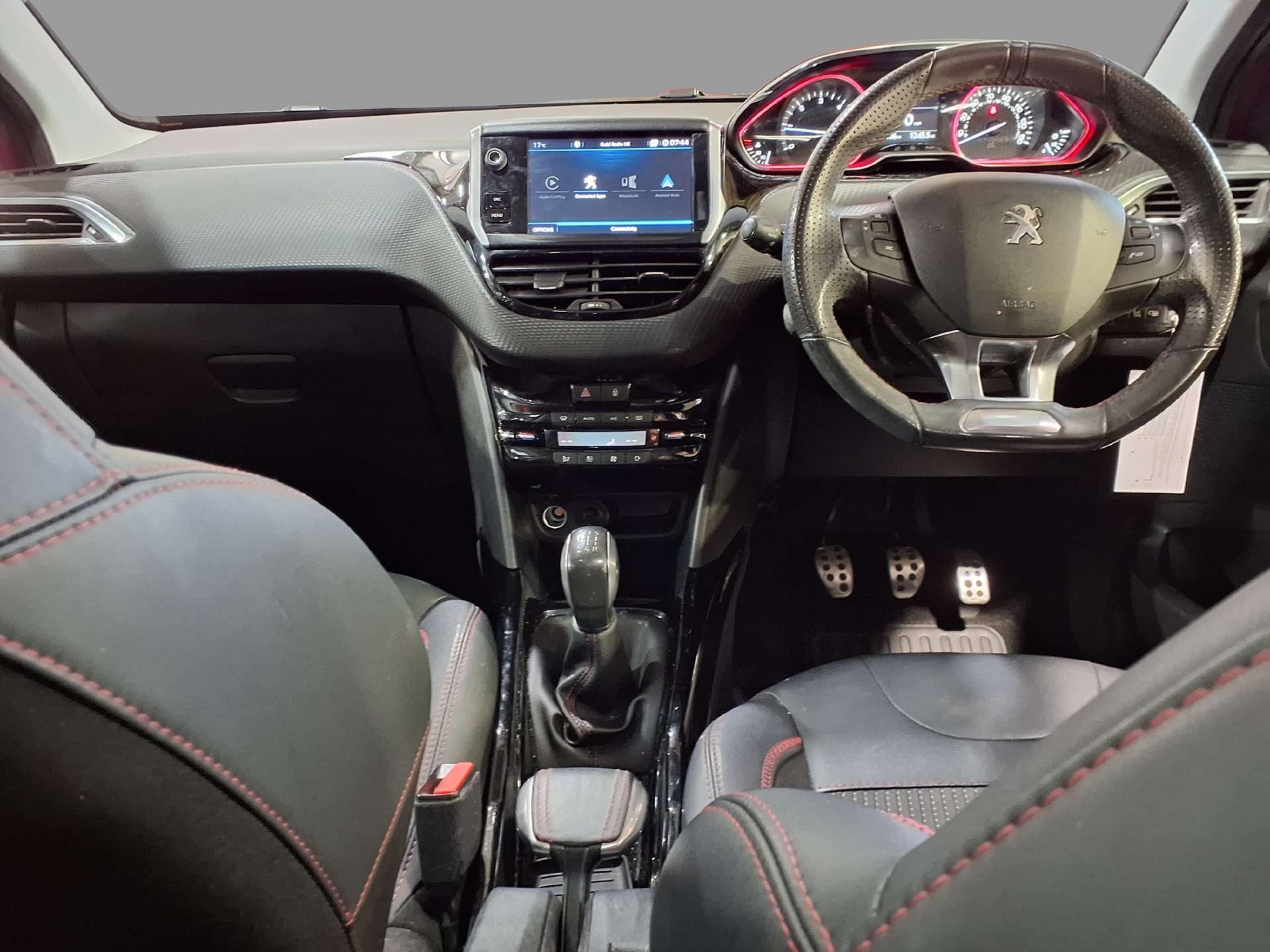 2018 Peugeot 1.6 2008 GT Line Blue HDi 5dr - vehicle photo 20 for sale on PureCar