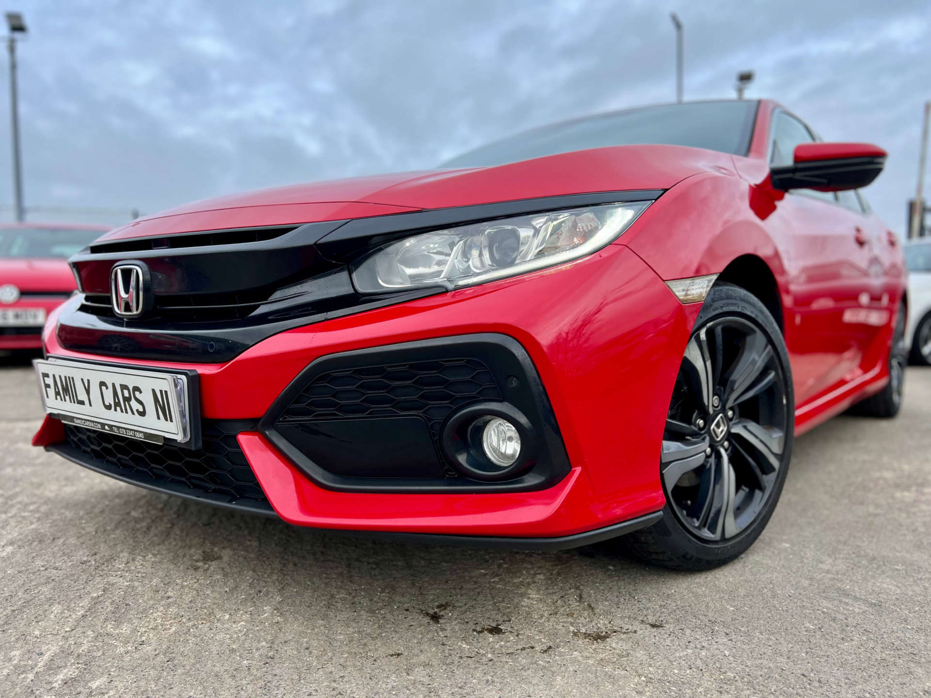 2018 HONDA CIVIC 1.0 Civic SR VTec 5dr - vehicle photo 4 for sale on PureCar