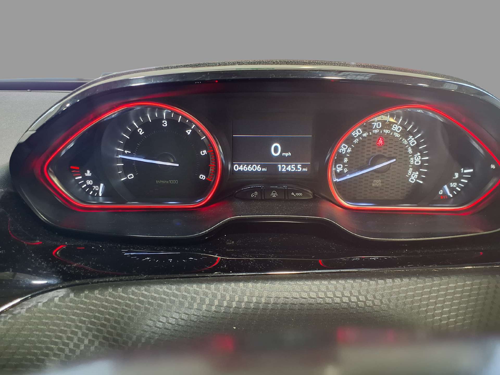 2018 Peugeot 1.6 2008 GT Line Blue HDi 5dr - vehicle photo 22 for sale on PureCar