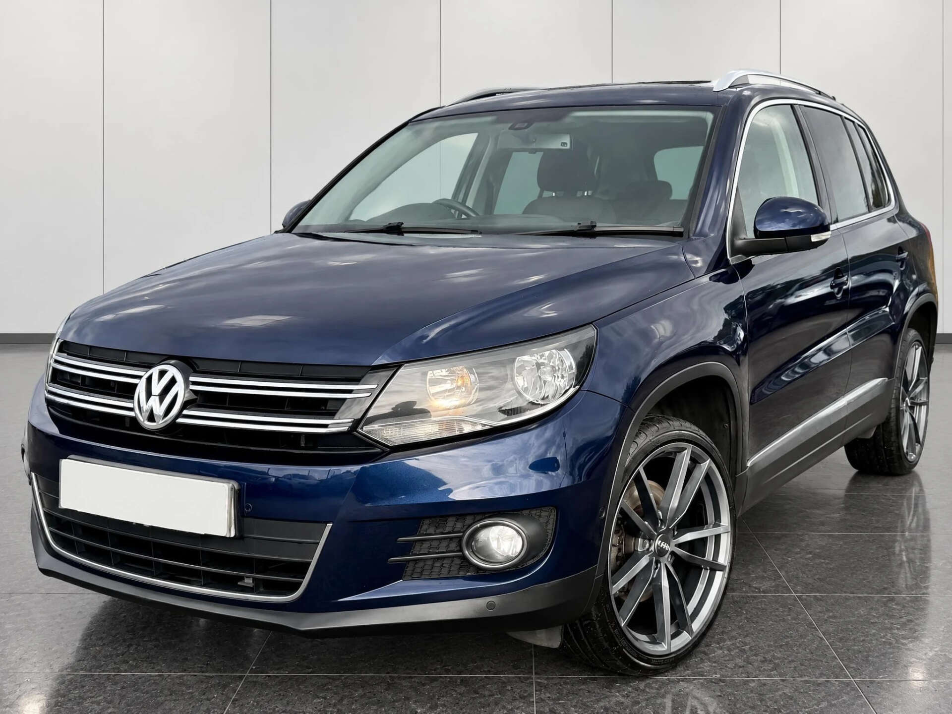 Volkswagen TIGUAN 2016