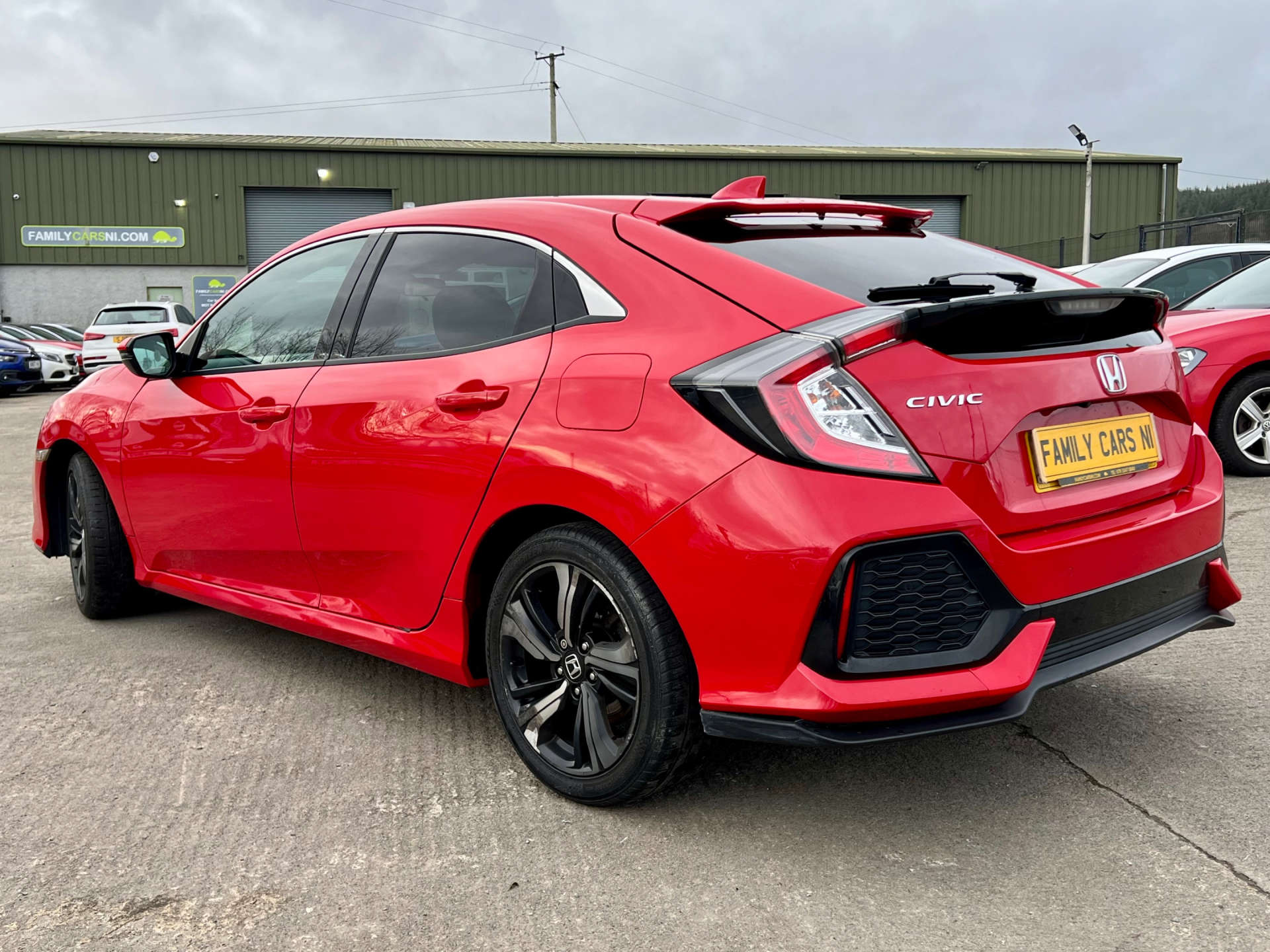 2018 HONDA CIVIC 1.0 Civic SR VTec 5dr - vehicle photo 11 for sale on PureCar