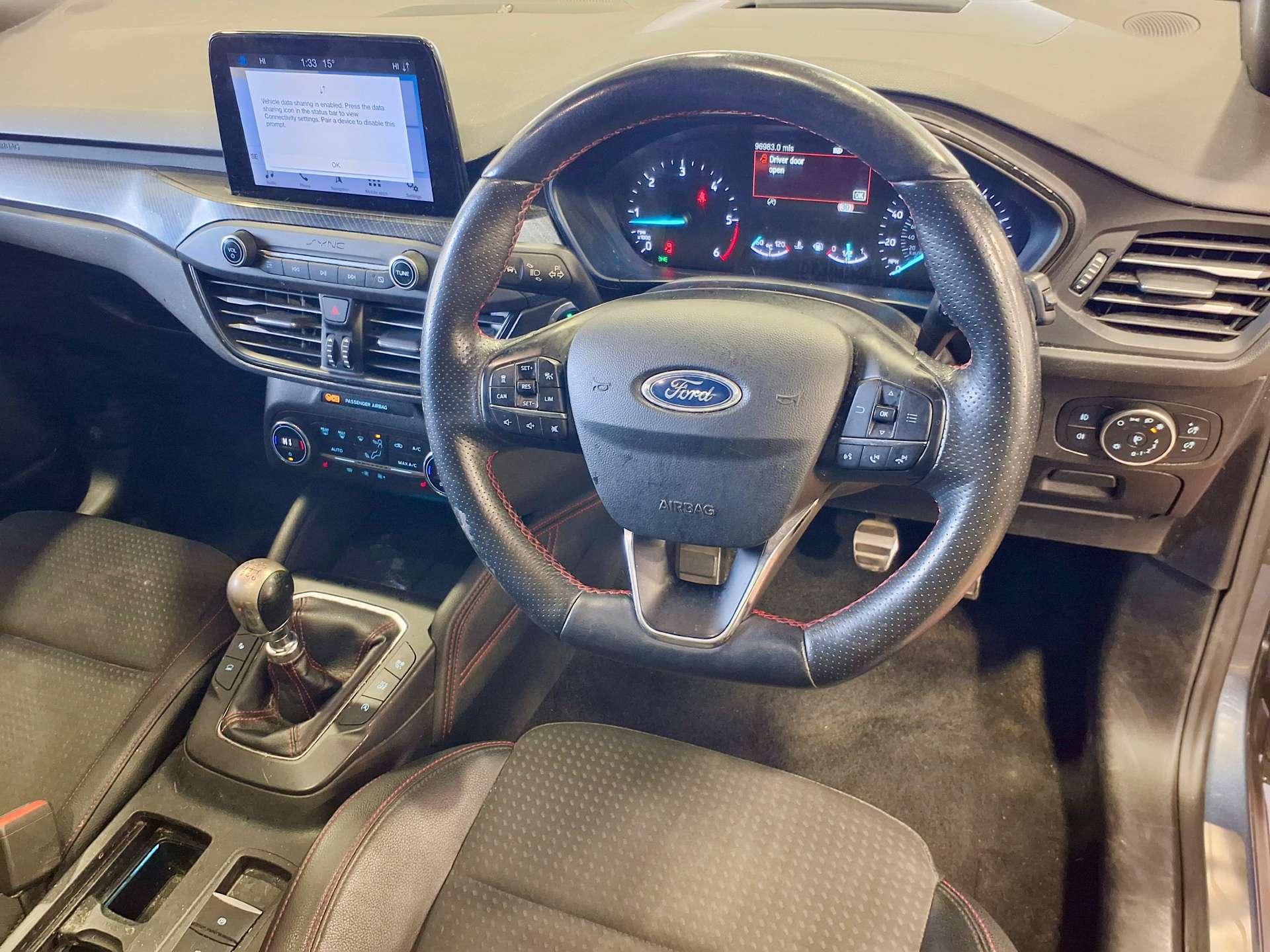 2019 Ford FOCUS 1.5 Focus ST-Line X TDCI 5dr - vehicle photo 25 for sale on PureCar