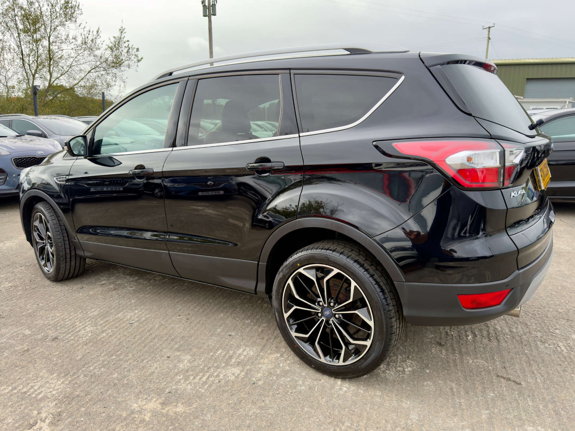 2017 Ford KUGA 1.5 Kuga Titanium TDCi 5dr - vehicle photo 8 for sale on PureCar
