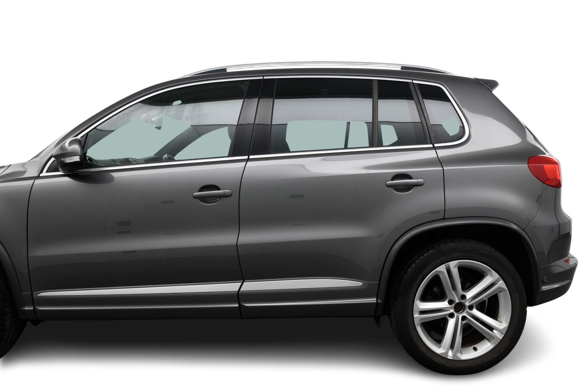 2015 Volkswagen TIGUAN 2.0 Tiguan R-Line TDI BlueMotion Technology 4Motion 4WD 5dr - vehicle photo 4 for sale on PureCar