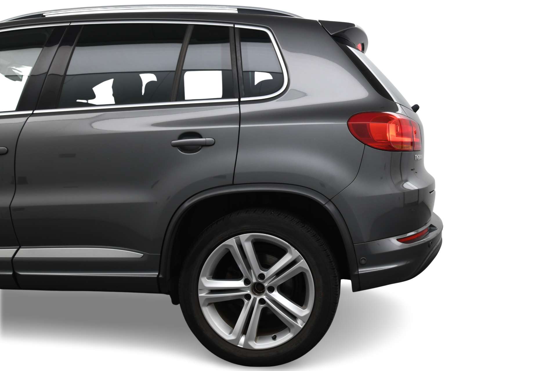 2015 Volkswagen TIGUAN 2.0 Tiguan R-Line TDI BlueMotion Technology 4Motion 4WD 5dr - vehicle photo 7 for sale on PureCar