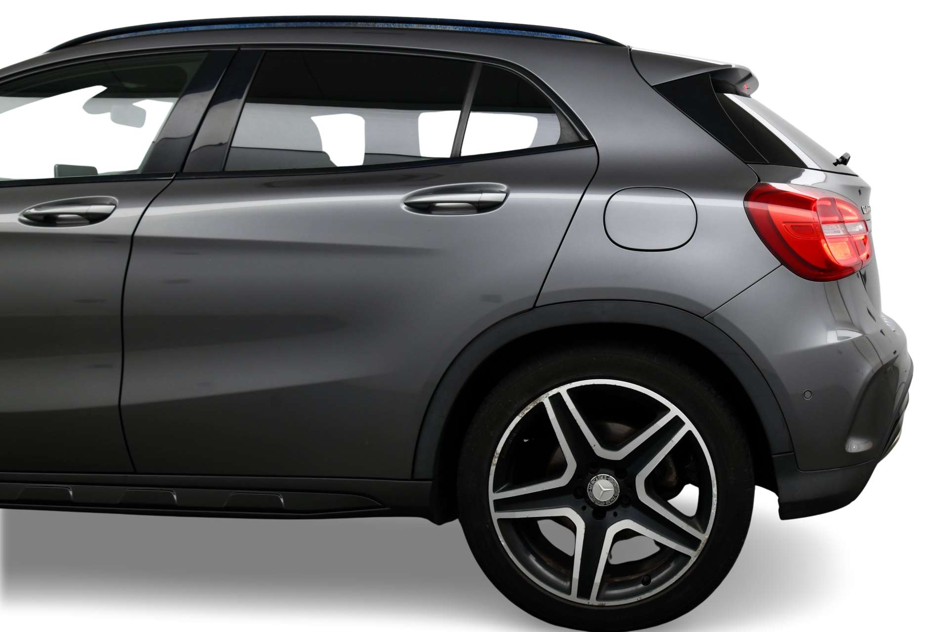 2016 MERCEDES GLA 2.1 GLA 220 D 4Matic AMG Line Premium Auto 4WD 5dr - vehicle photo 6 for sale on PureCar