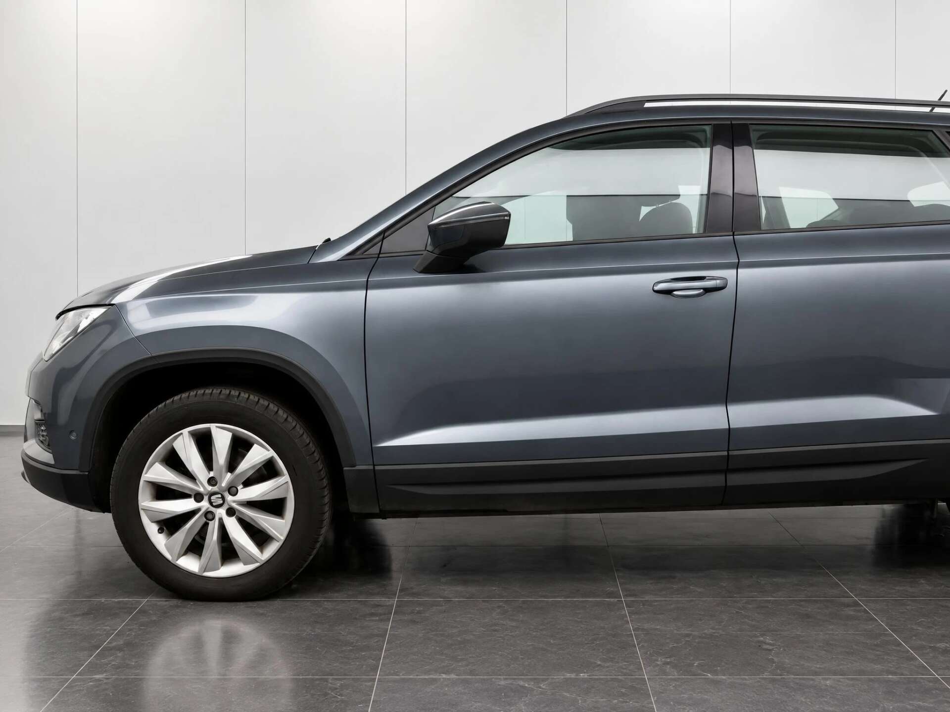 2017 SEAT ATECA 1.4 Ateca SE EcoTSI 5dr - vehicle photo 4 for sale on PureCar