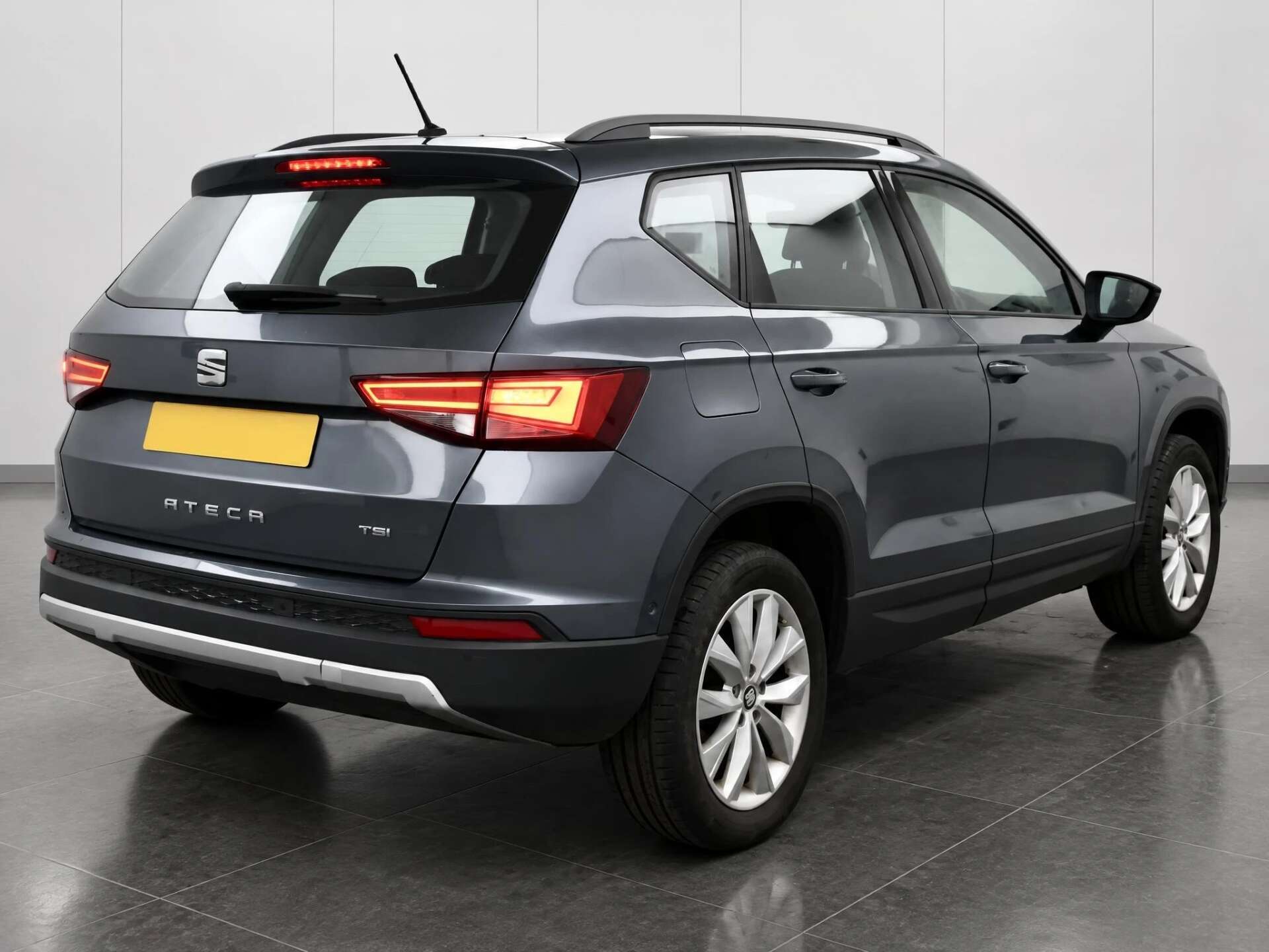 2017 SEAT ATECA 1.4 Ateca SE EcoTSI 5dr - vehicle photo 19 for sale on PureCar