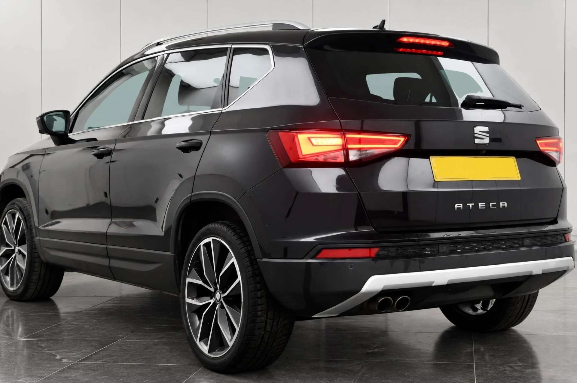 2018 SEAT ATECA 1.4 Ateca Xcellence EcoTSI 5dr - vehicle photo 9 for sale on PureCar