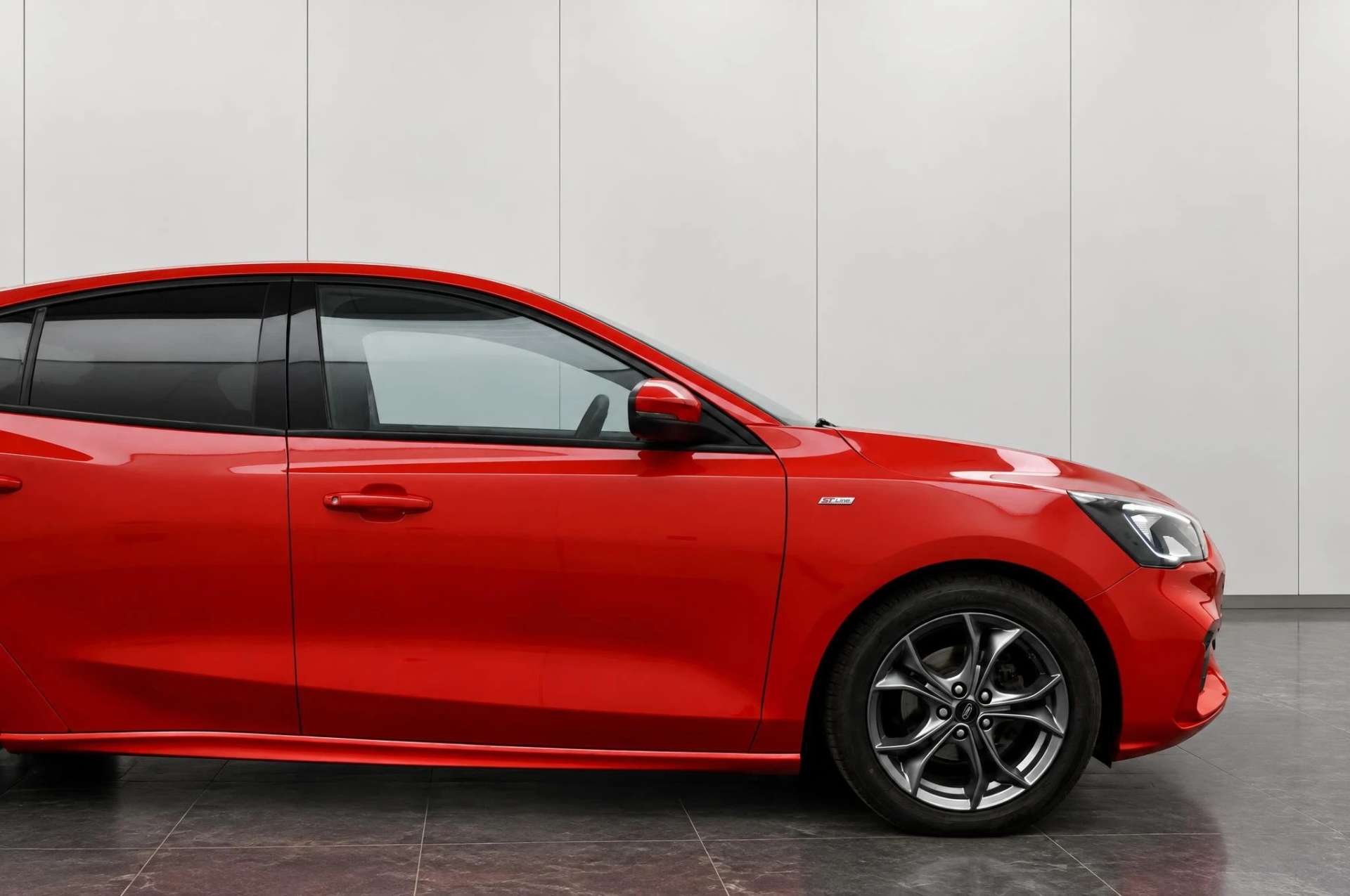 2020 Ford FOCUS 1.0 Focus ST-Line 5dr - vehicle photo 12 for sale on PureCar