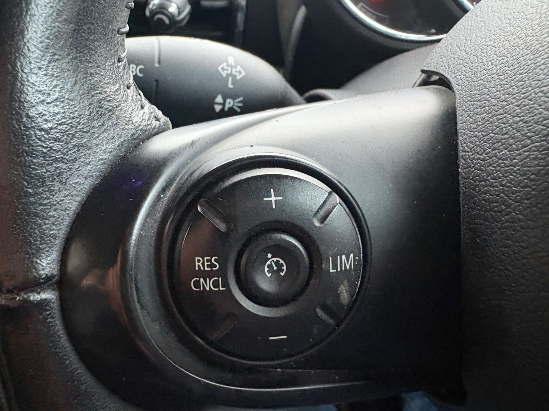 MINI CLUBMAN 1.5 Clubman Cooper 6dr #37