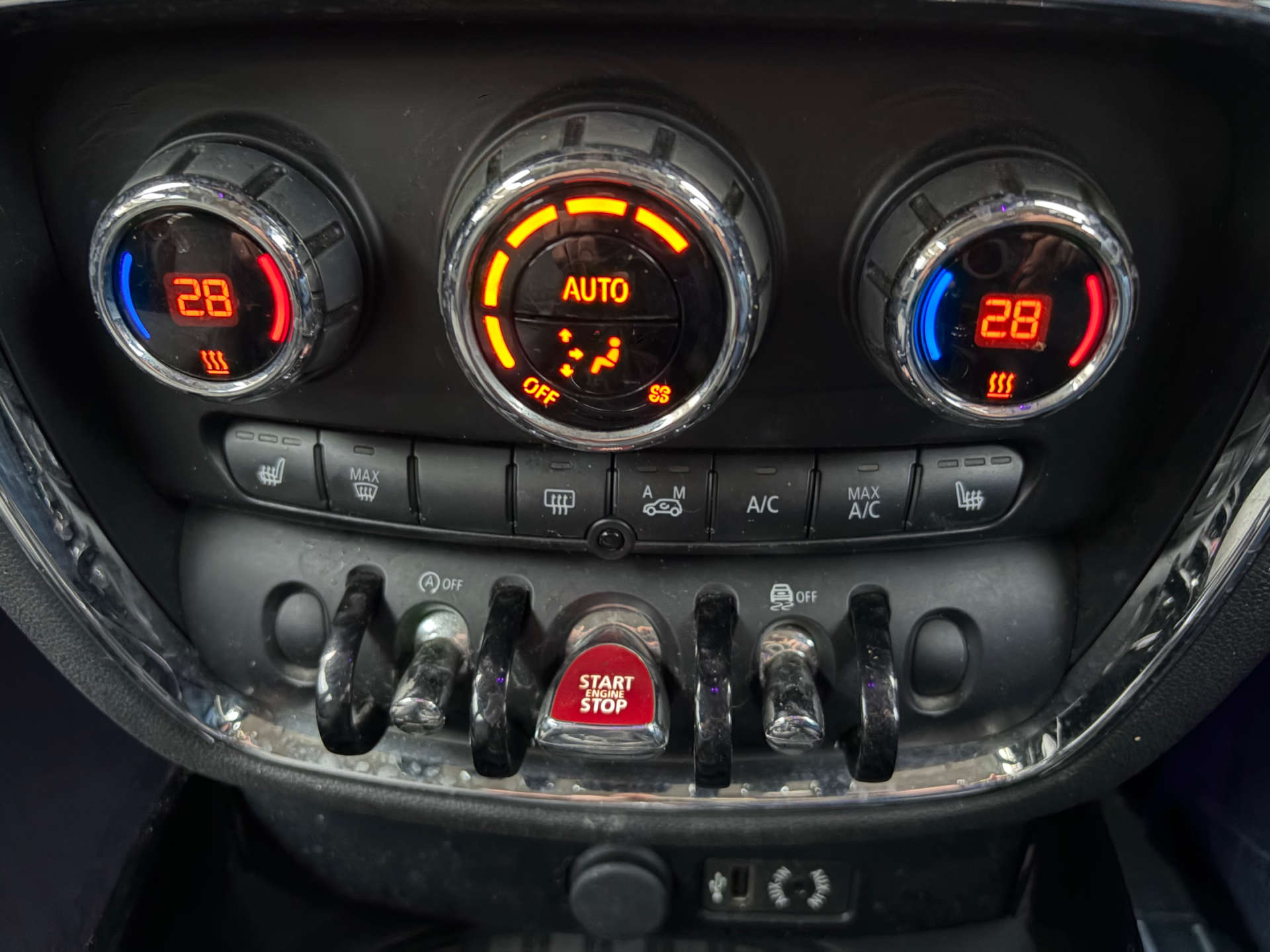 MINI CLUBMAN 1.5 Clubman Cooper 6dr #39