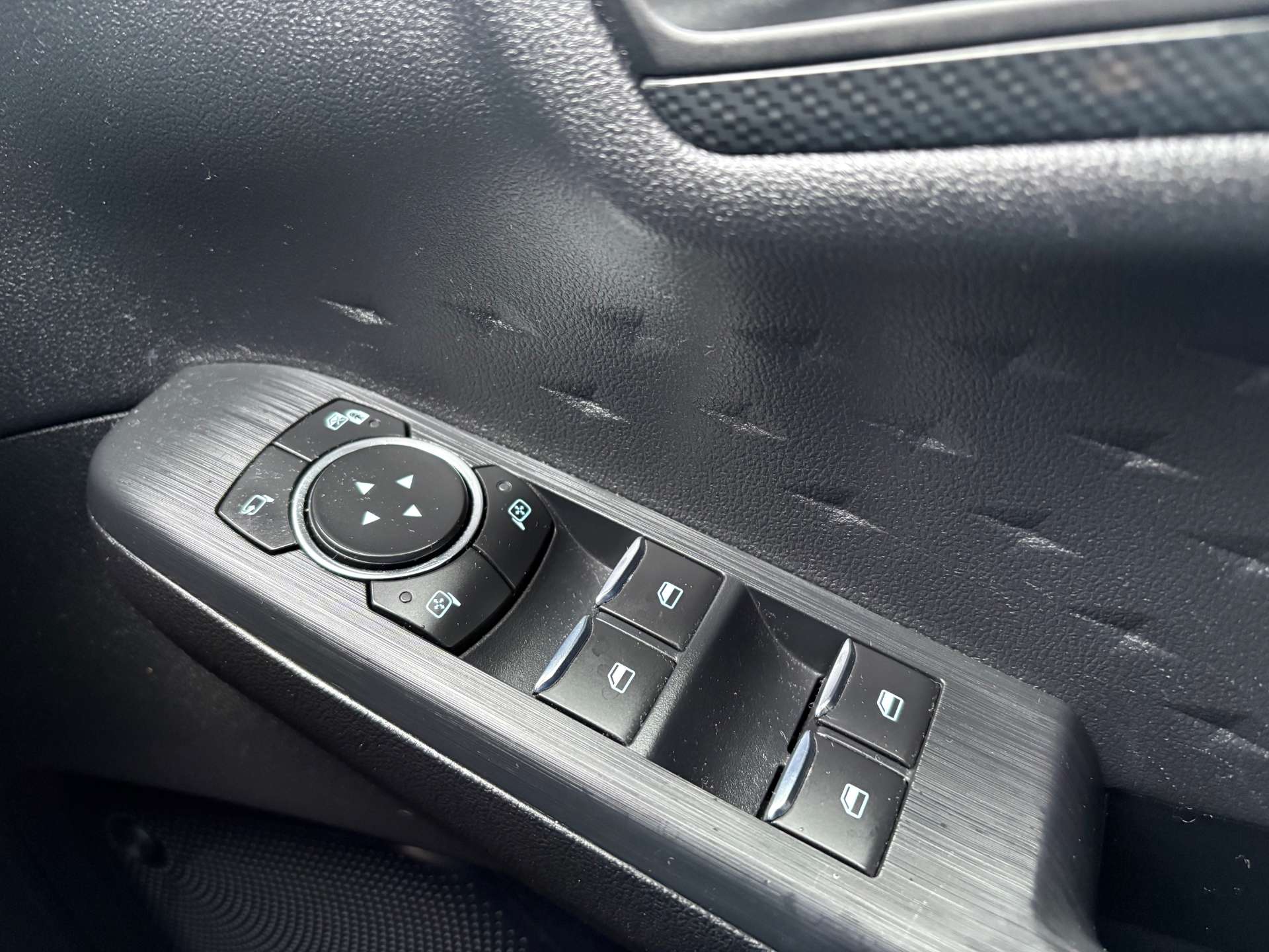 FORD KUGA 2.0 Kuga ST-Line X EcoBlue MHEV
 5dr #39