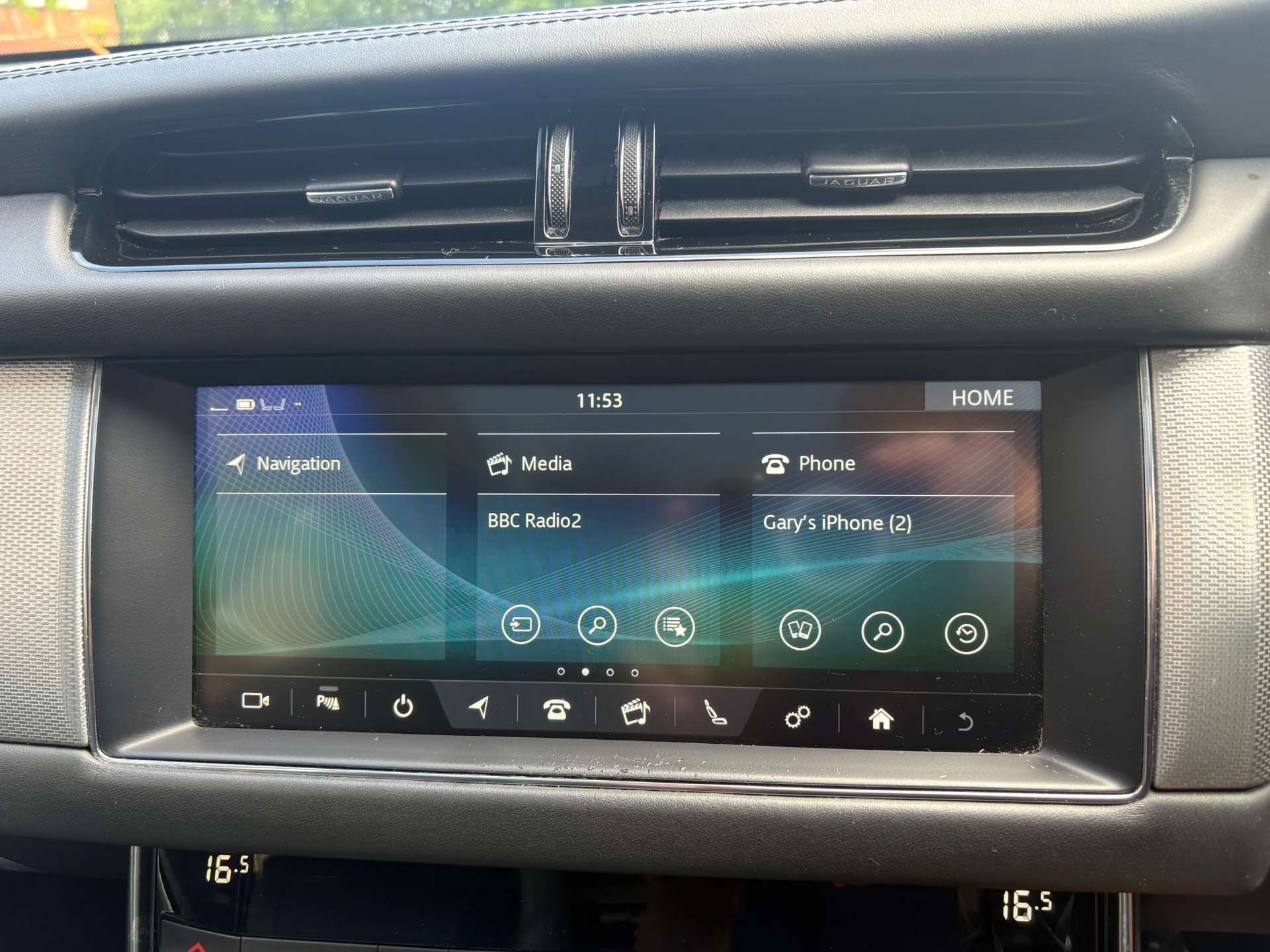 JAGUAR XF 2.0 XF Portfolio Auto 5dr #37