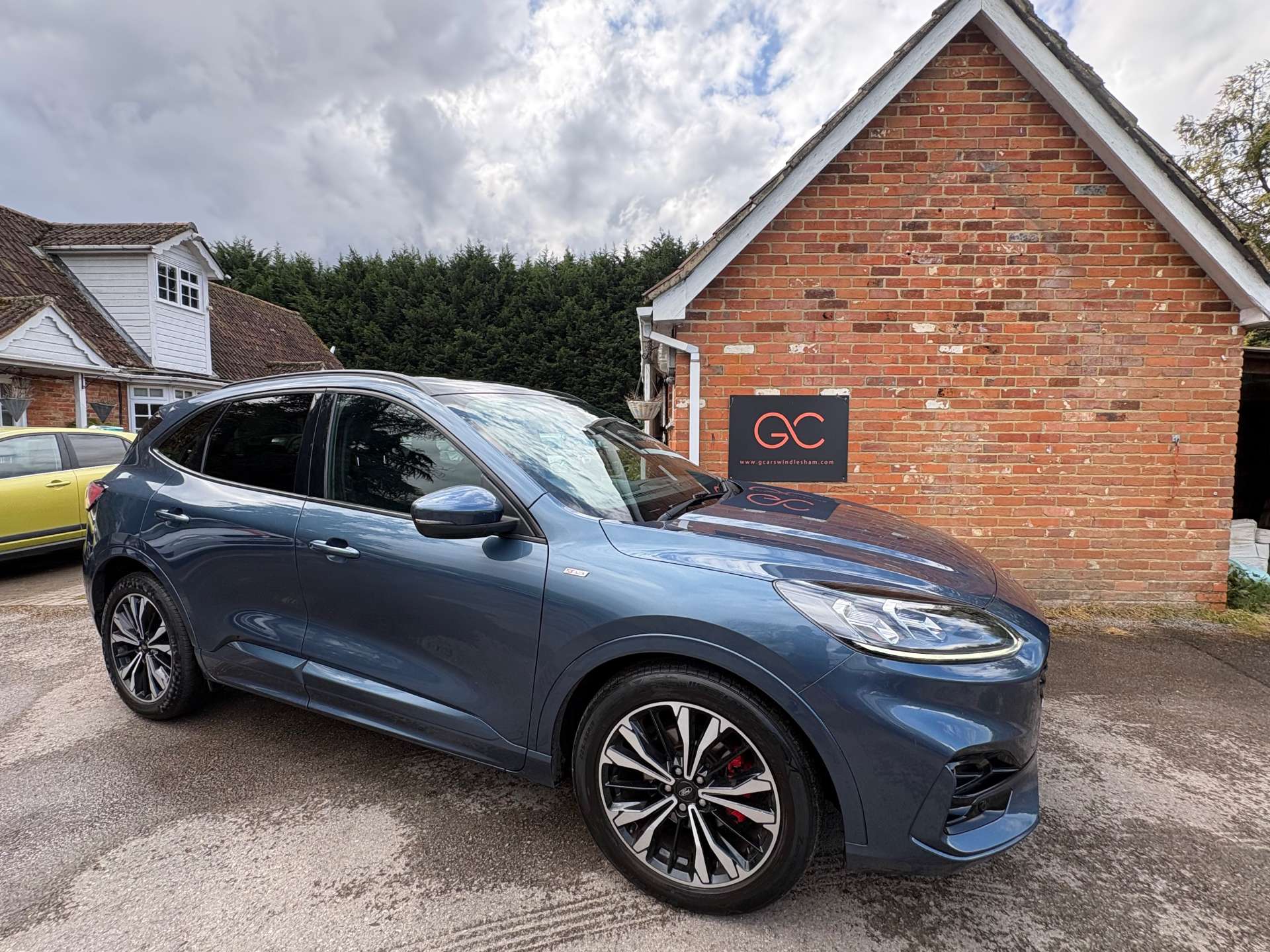 FORD KUGA 2.0 Kuga ST-Line X EcoBlue MHEV
 5dr