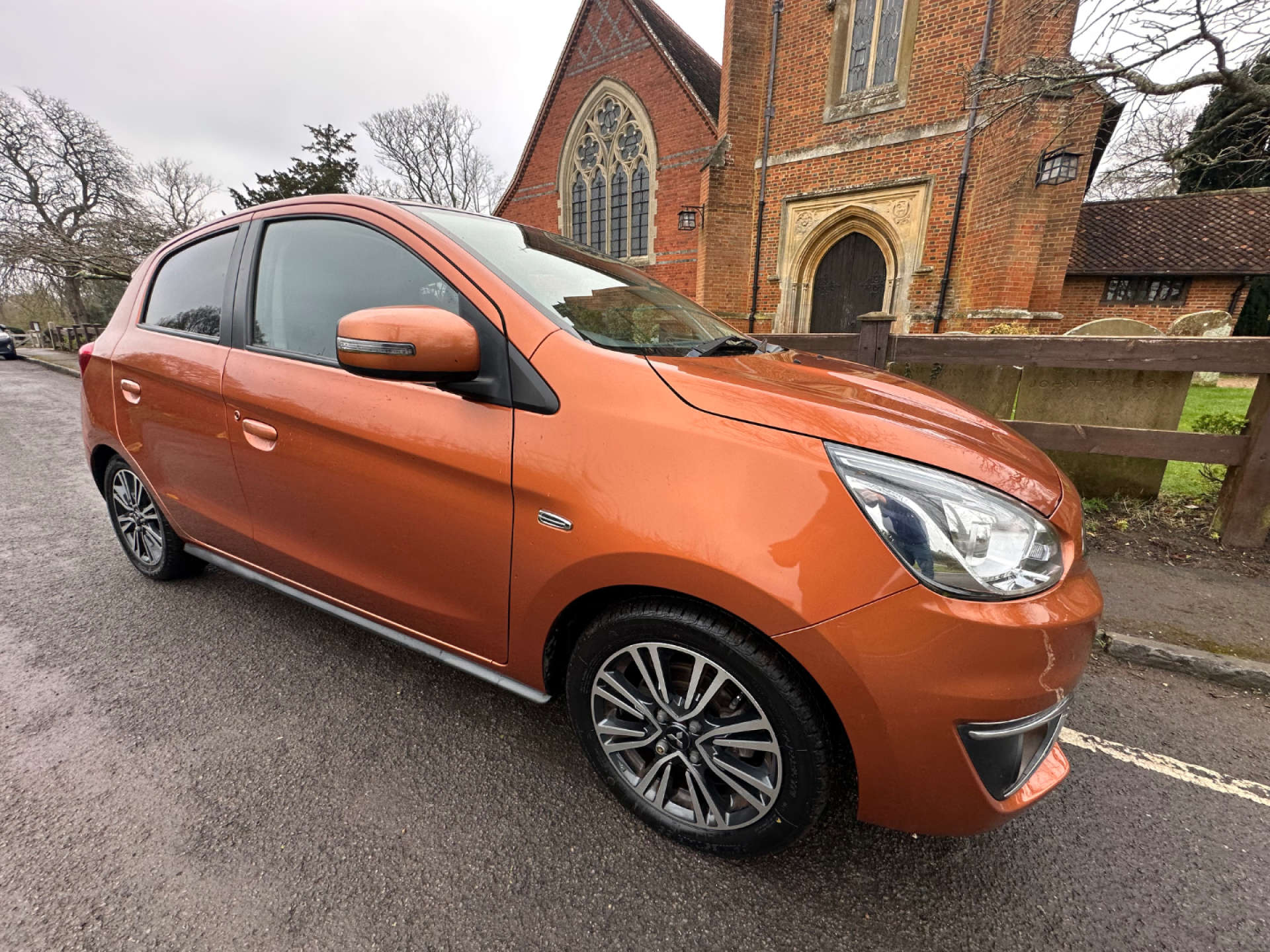 MITSUBISHI MIRAGE 1.2 Mirage Juro CVT 5dr