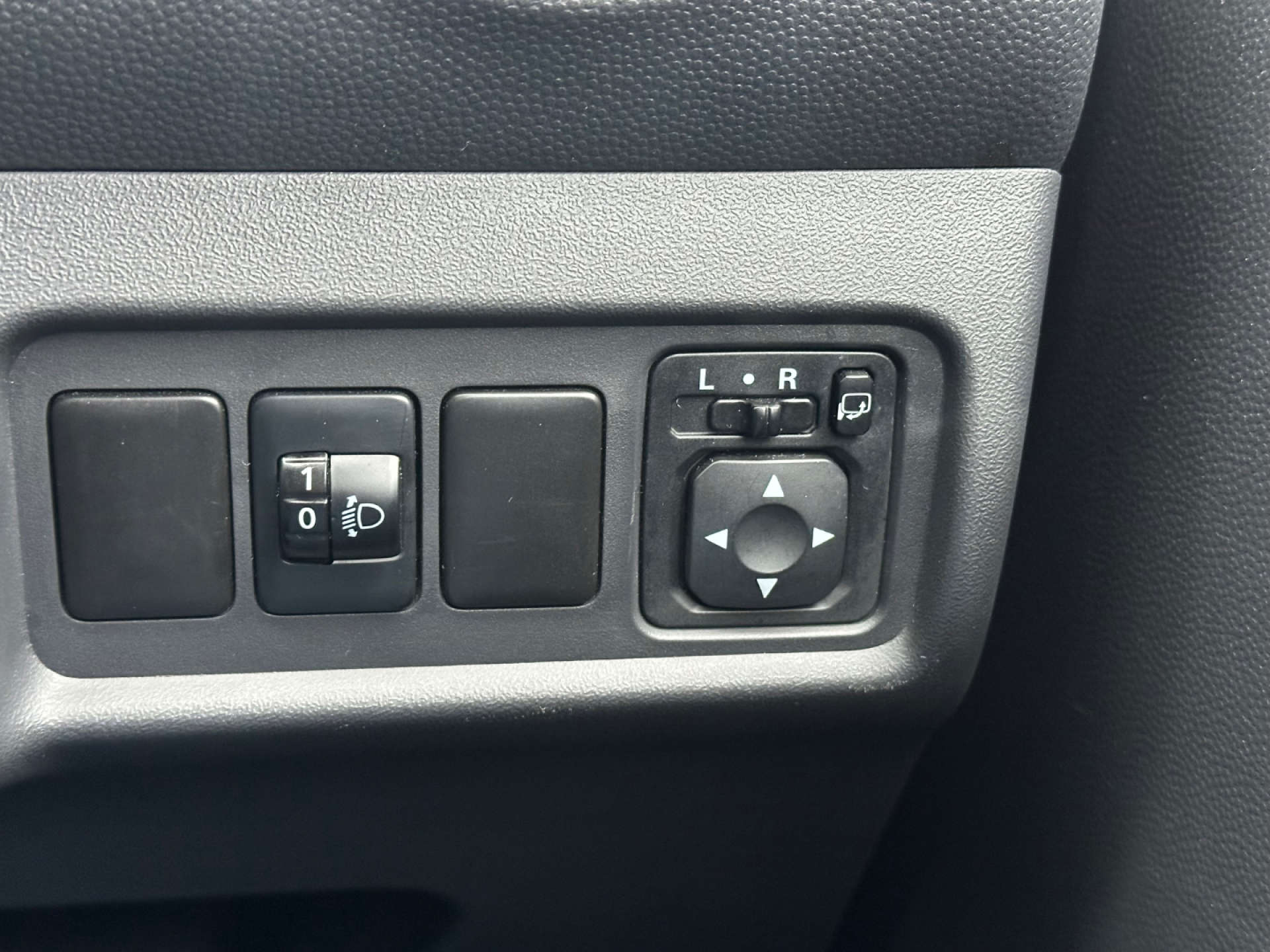 MITSUBISHI MIRAGE 1.2 Mirage Juro CVT 5dr #48