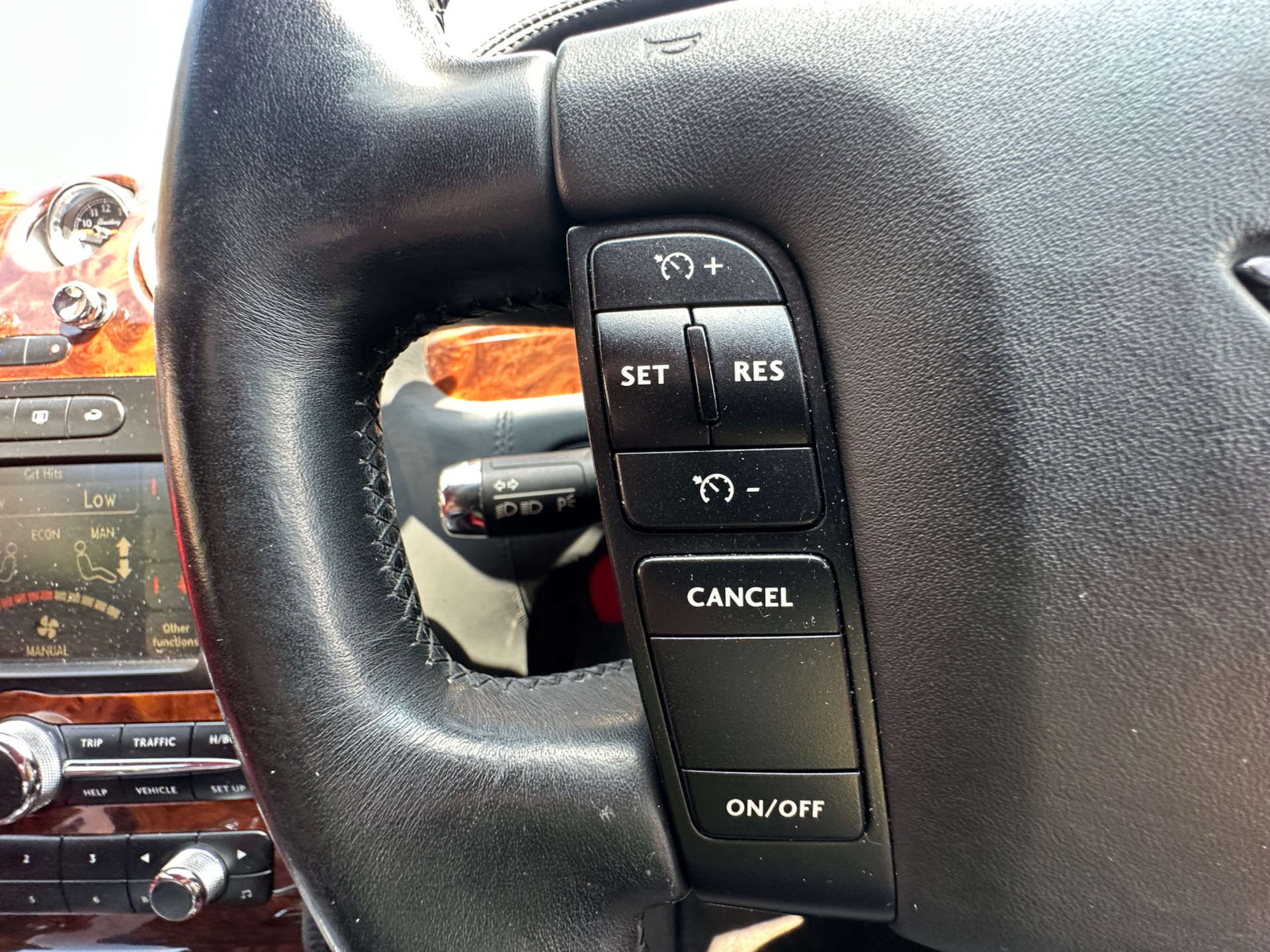 BENTLEY CONTINENTAL 6.0 Continental GT Auto 4WD 2dr #4