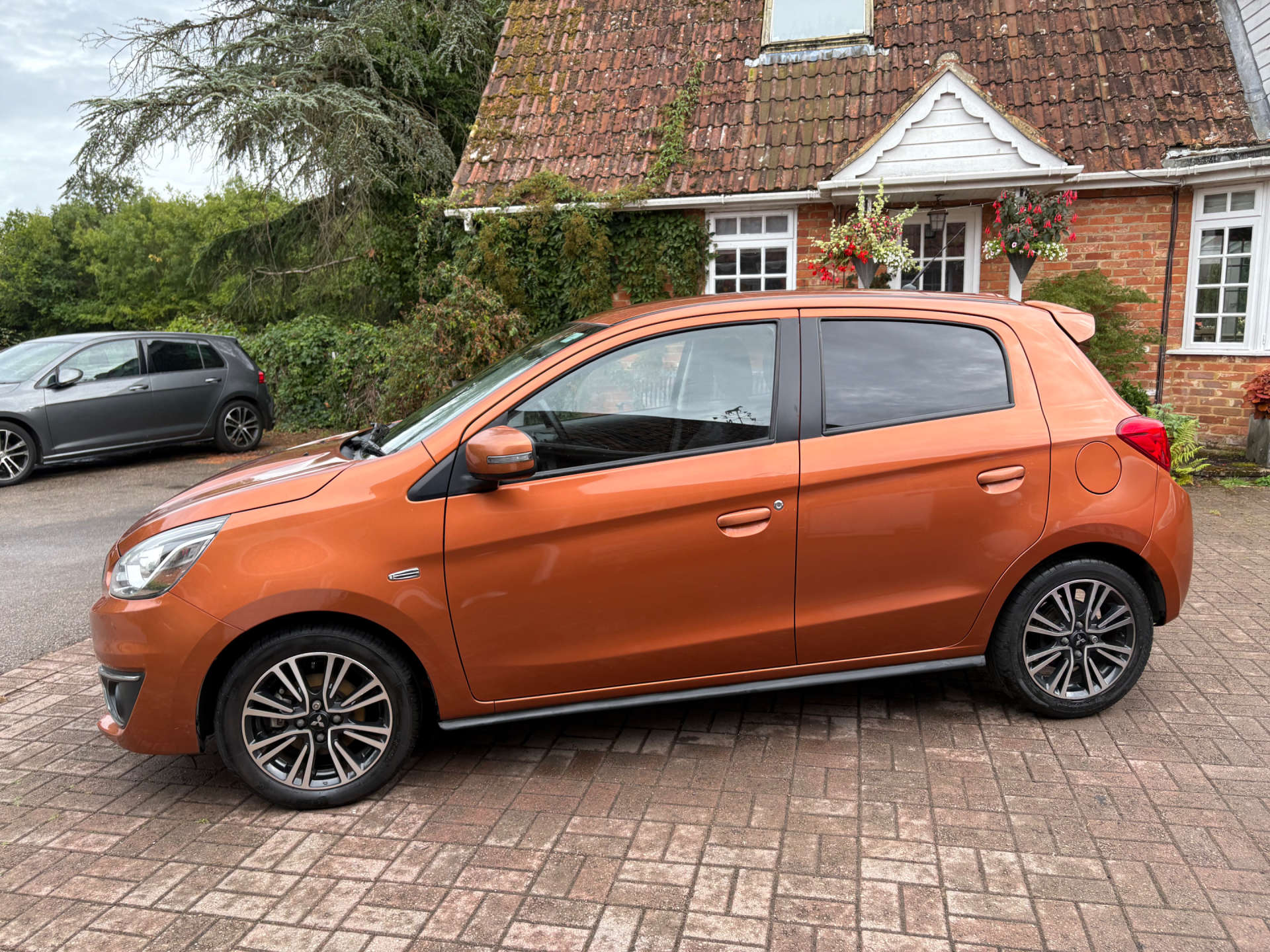 MITSUBISHI MIRAGE 1.2 Mirage Juro CVT 5dr #9