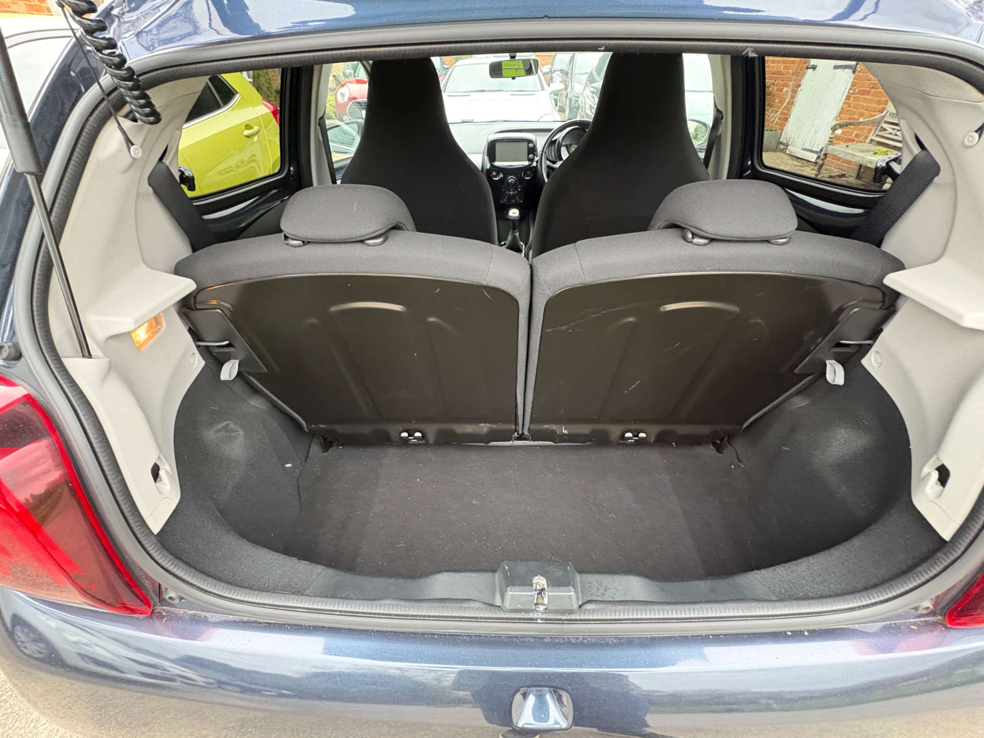 PEUGEOT 108 1.2 108 Allure 5dr #3