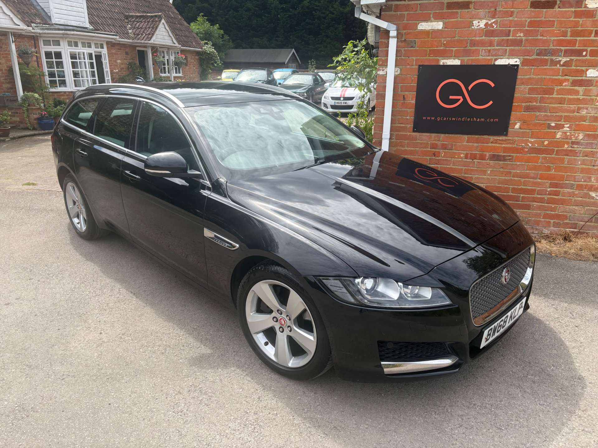 JAGUAR XF 2.0 XF Portfolio Auto 5dr