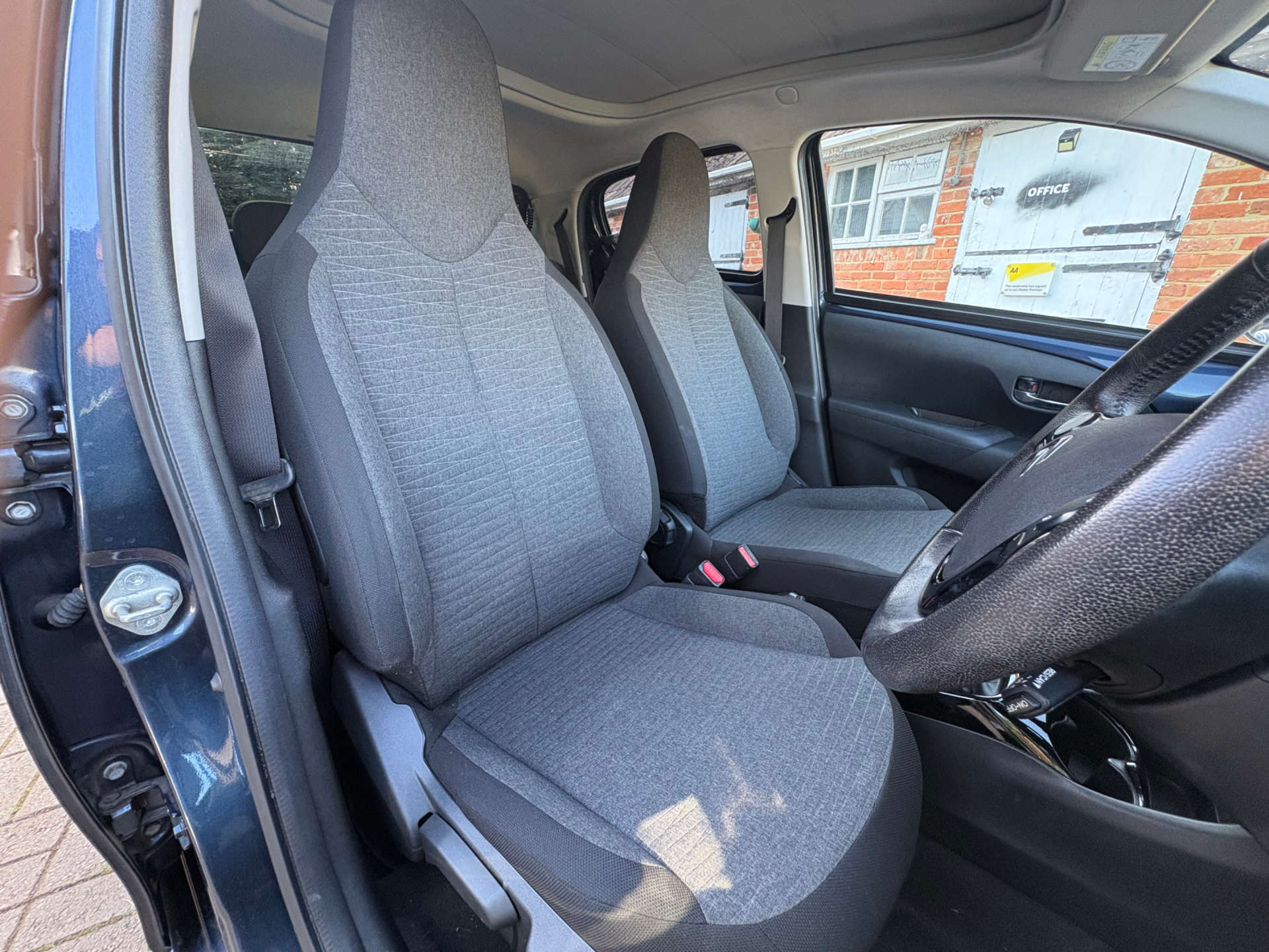 CITROEN C1 1.2 C1 Airscape Flair PureTech 5dr #14