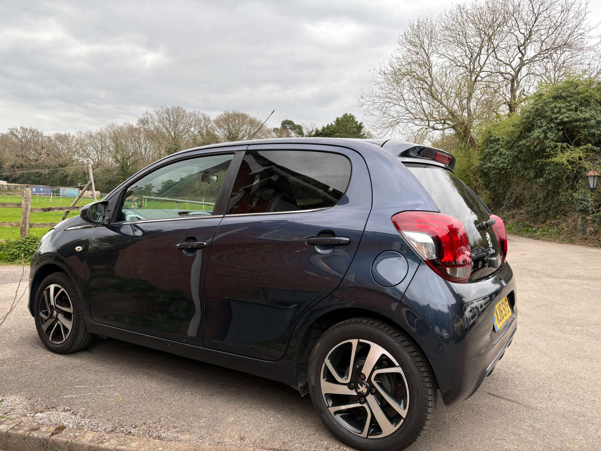 PEUGEOT 108 1.2 108 Allure 5dr #23