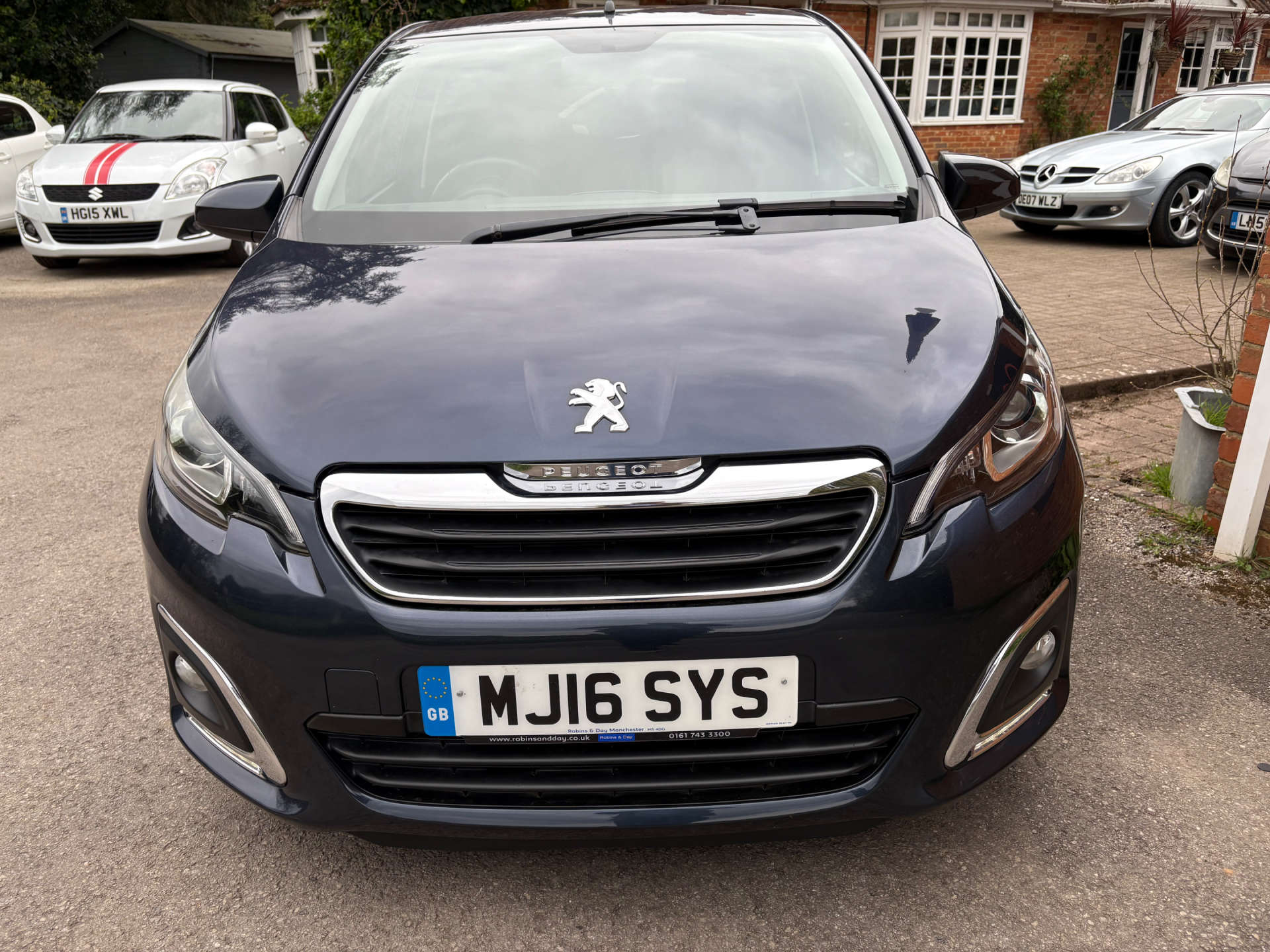 PEUGEOT 108 1.2 108 Allure 5dr #25