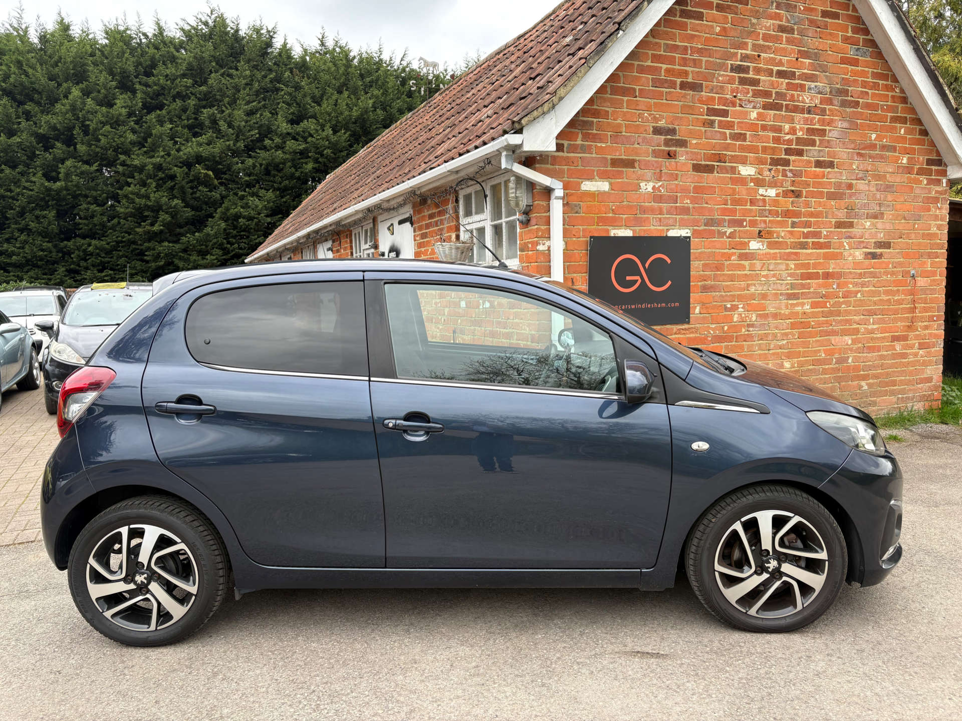 PEUGEOT 108 1.2 108 Allure 5dr #27