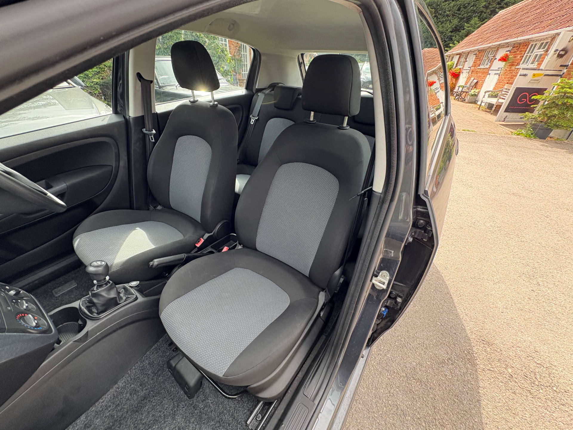 FIAT GRANDE PUNTO 1.4 Grande Punto Sound 5dr #14