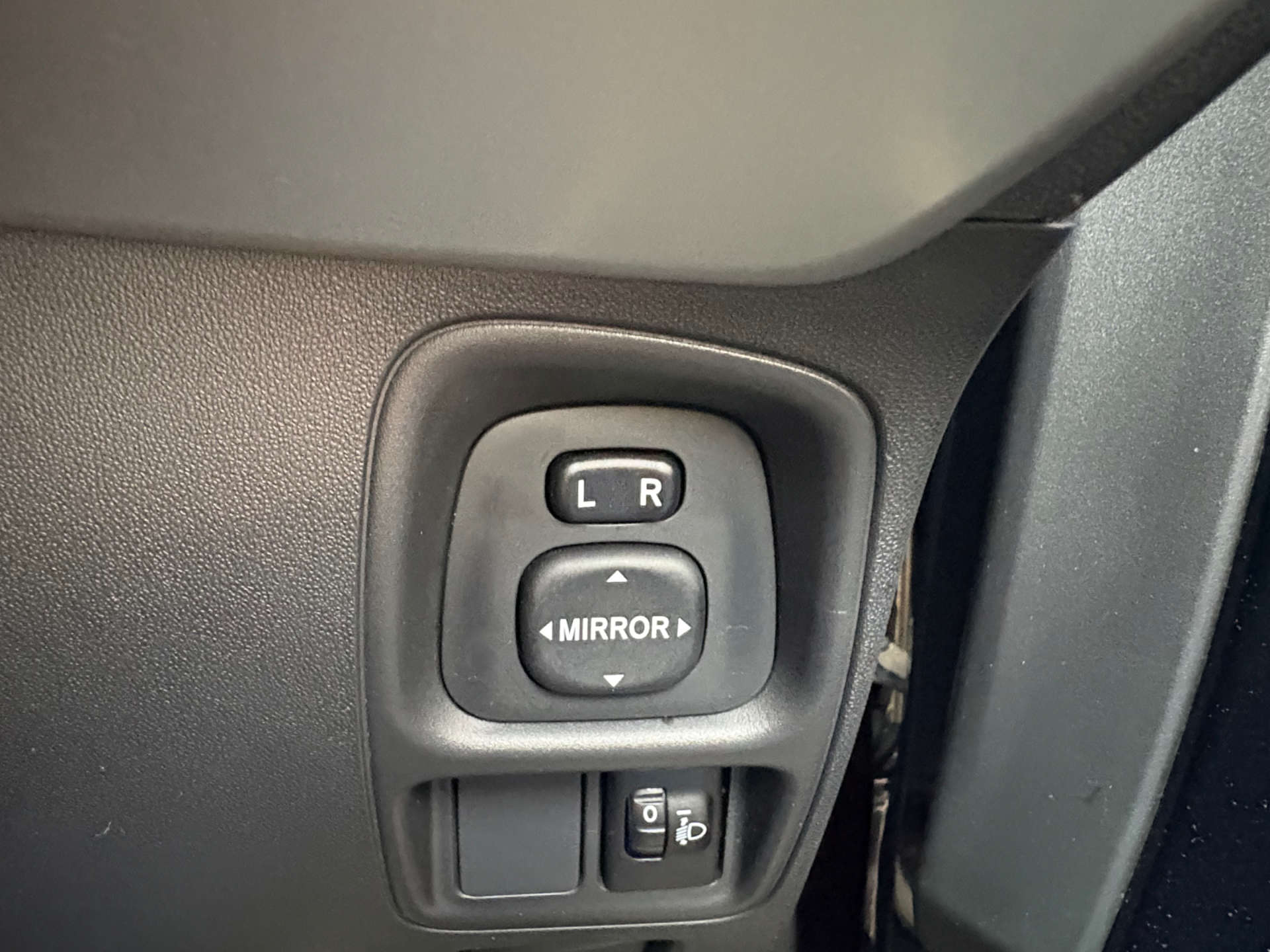 PEUGEOT 108 1.2 108 Allure 5dr #13