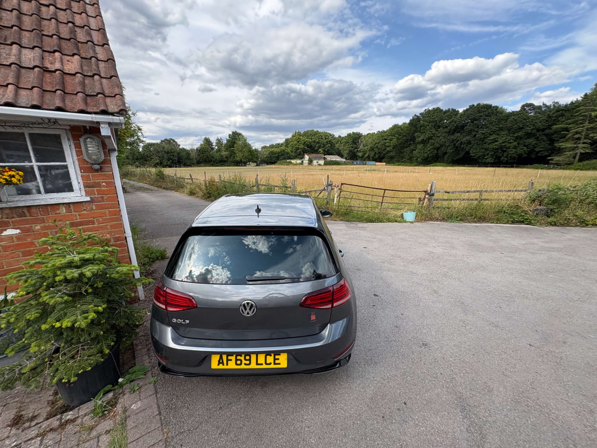VOLKSWAGEN GOLF 1.5 Golf R-Line TSi Evo Semi-Auto 5dr #3