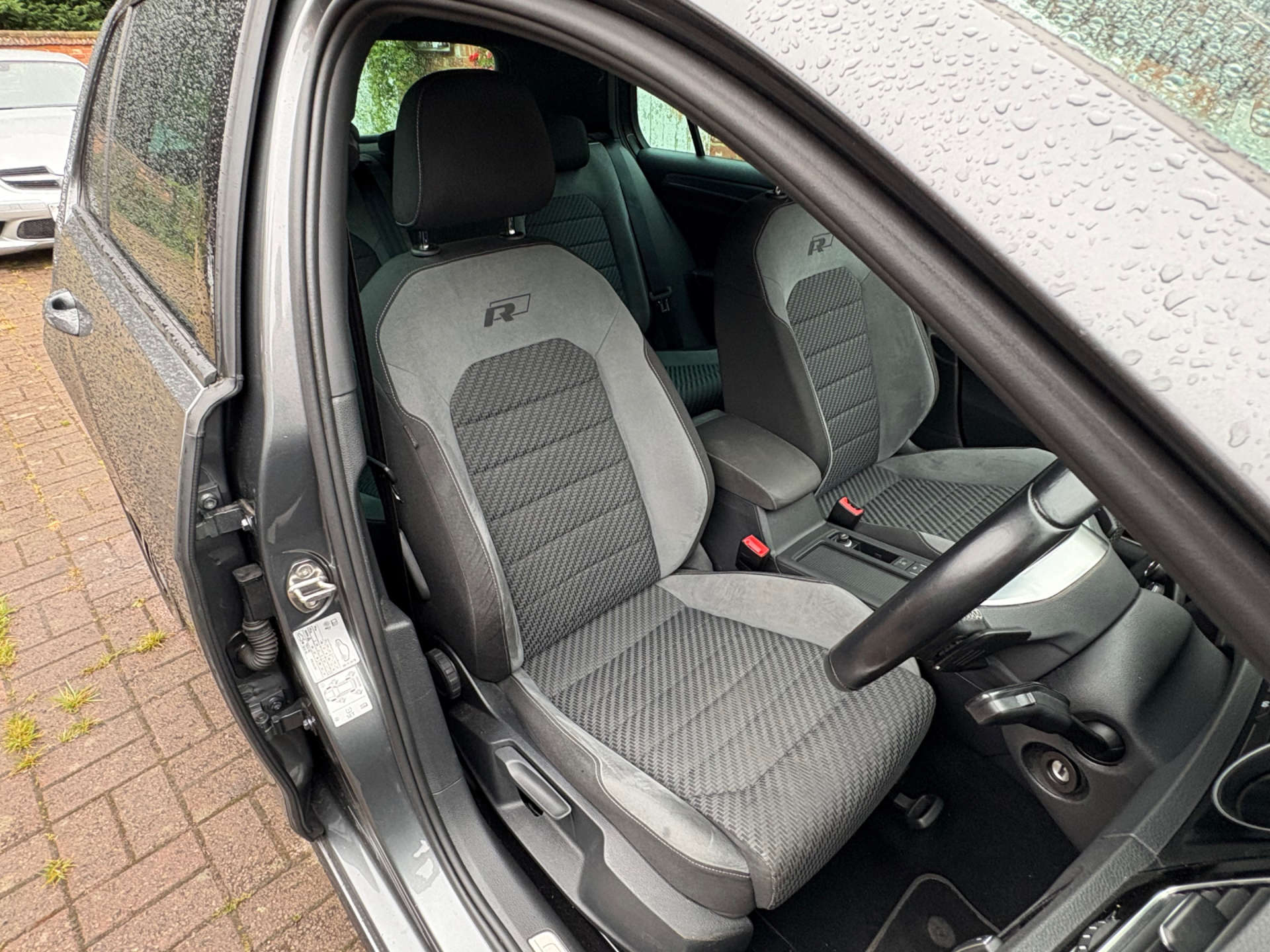VOLKSWAGEN GOLF 1.5 Golf R-Line TSi Evo Semi-Auto 5dr #16