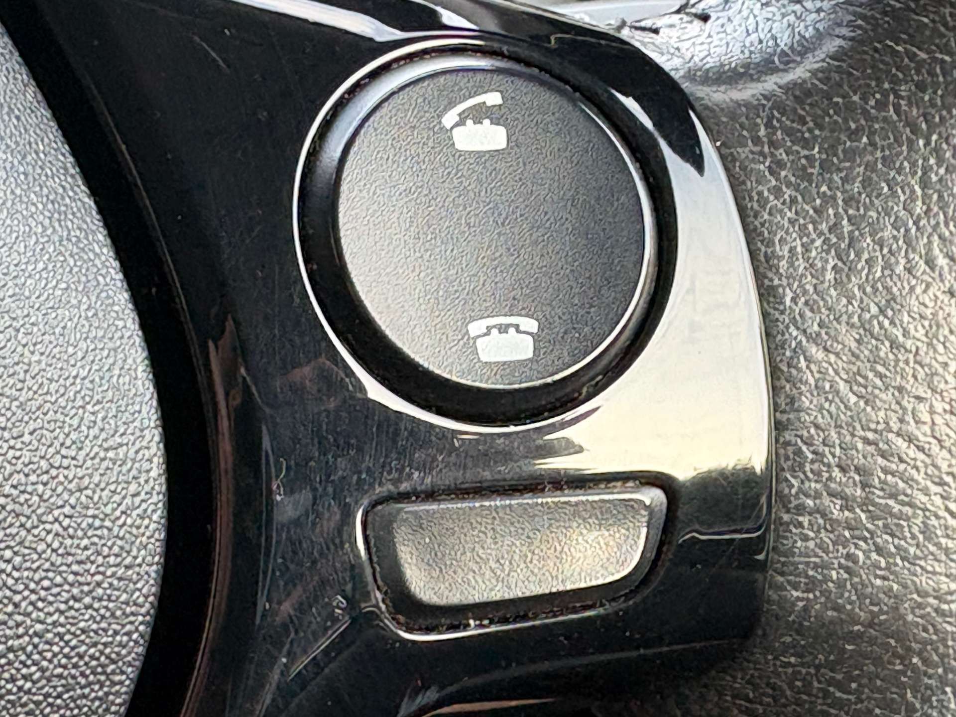 PEUGEOT 108 1.2 108 Allure 5dr #19