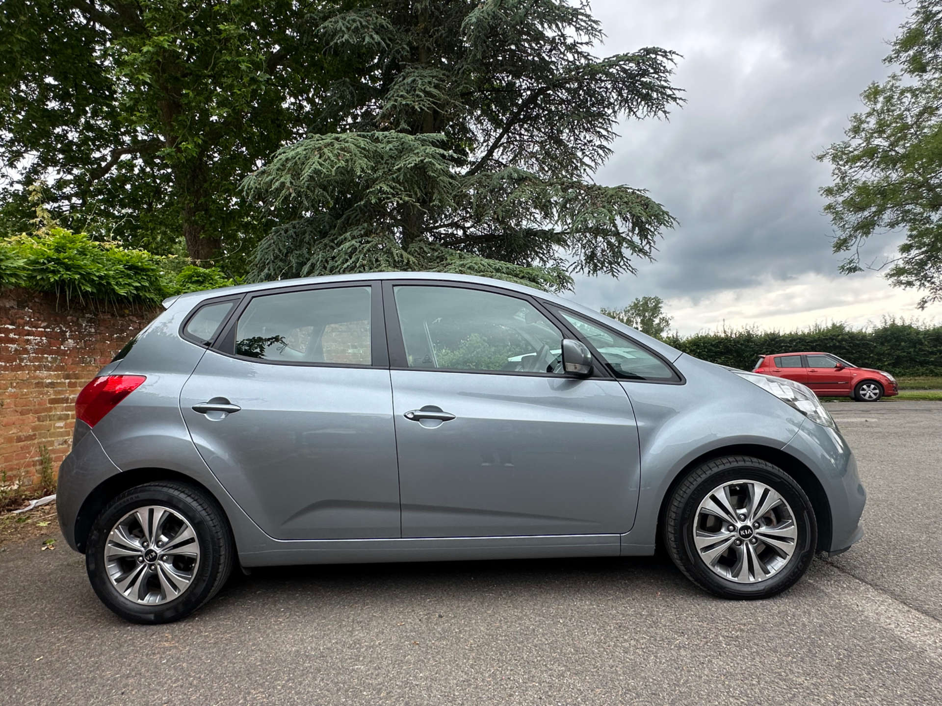 KIA VENGA 1.6 Venga 2 Auto 5dr #3