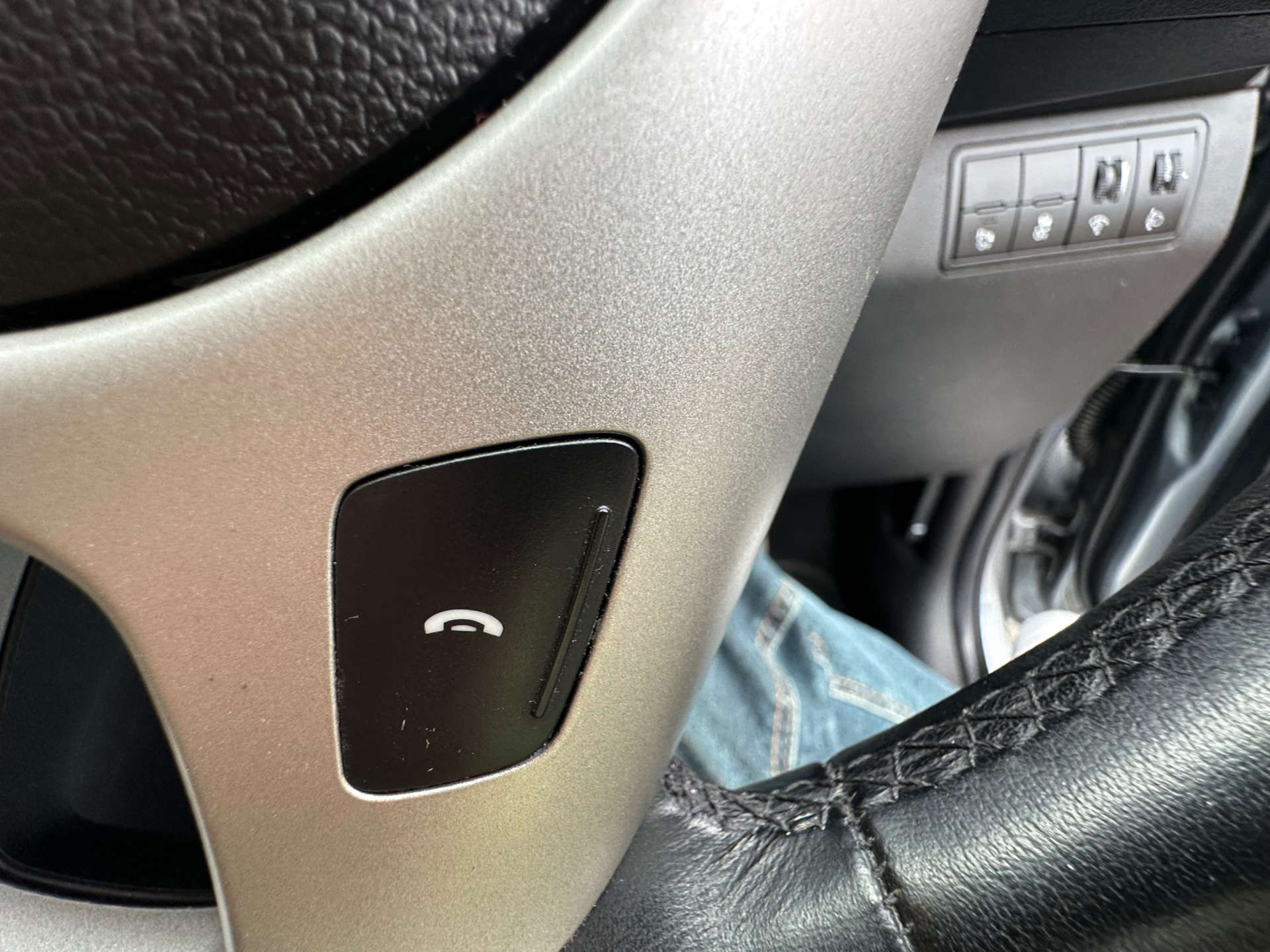KIA VENGA 1.6 Venga 2 Auto 5dr #18
